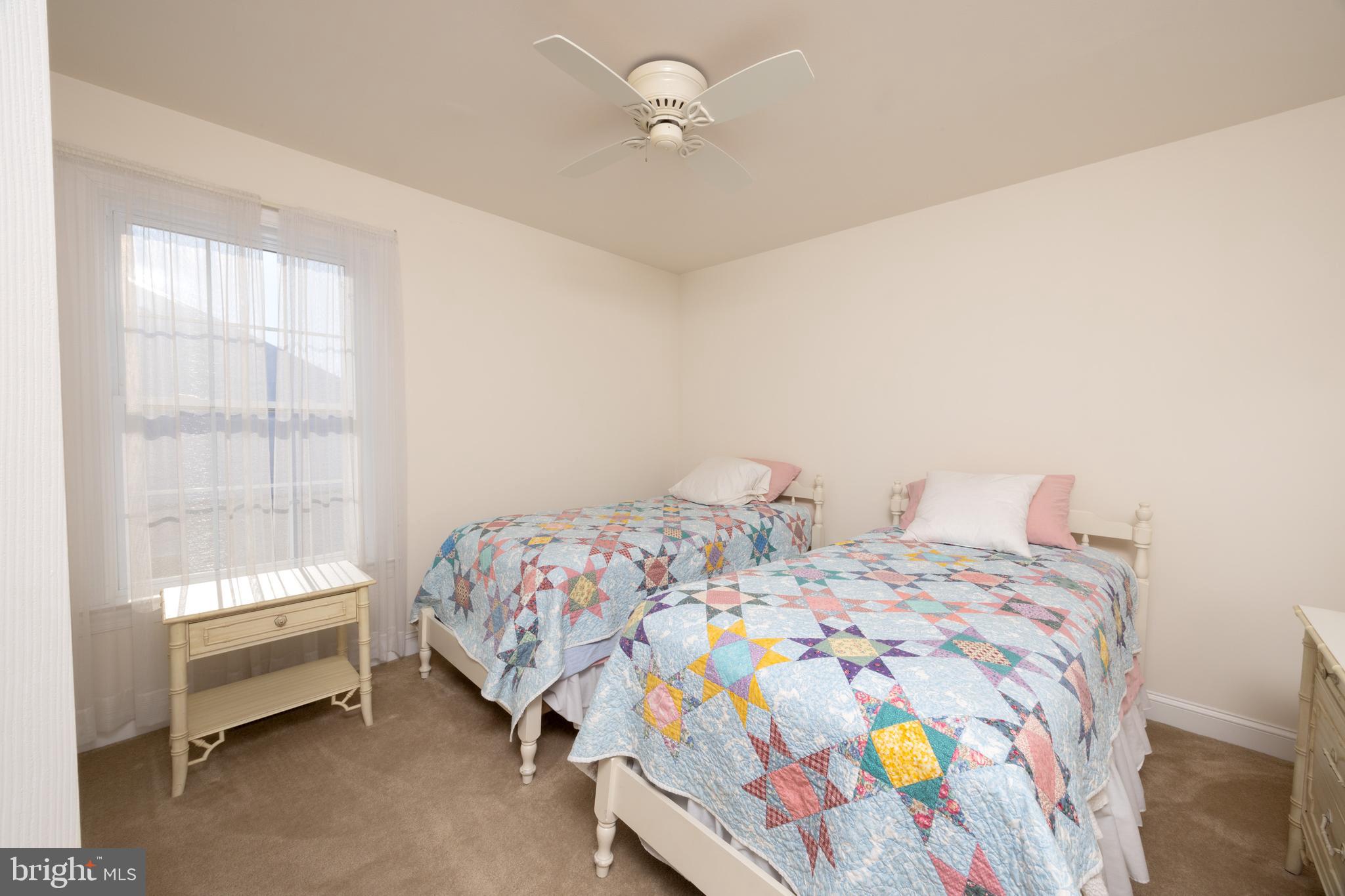 FOX RUN PRESERVE - Residential