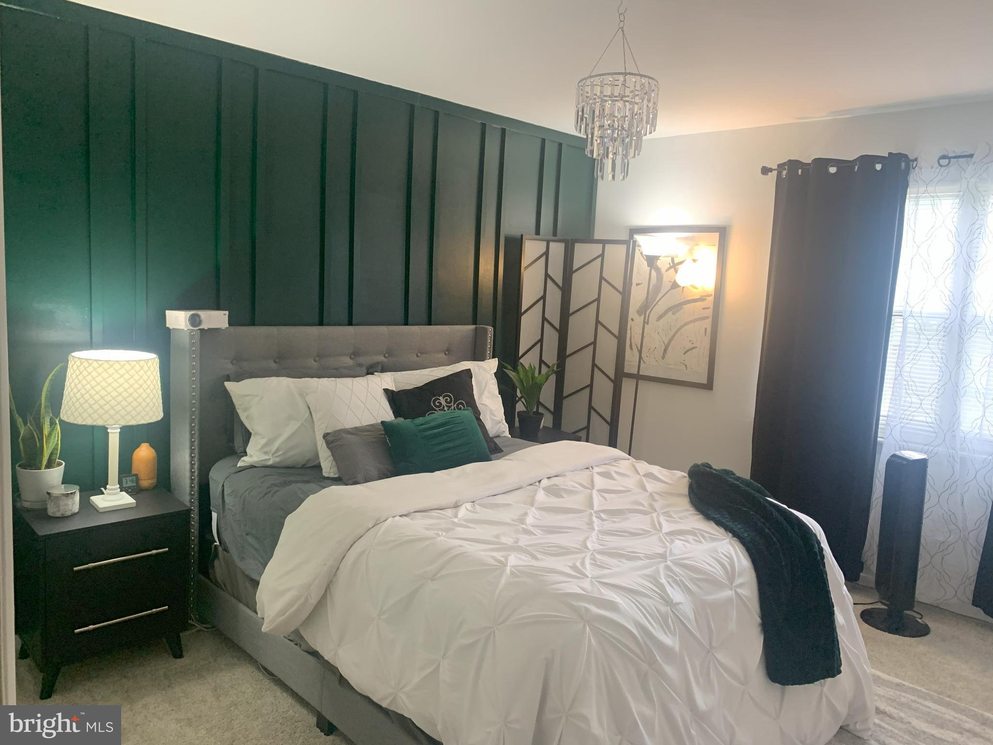 SUSSEX SQUARE CONDO - Residential Lease