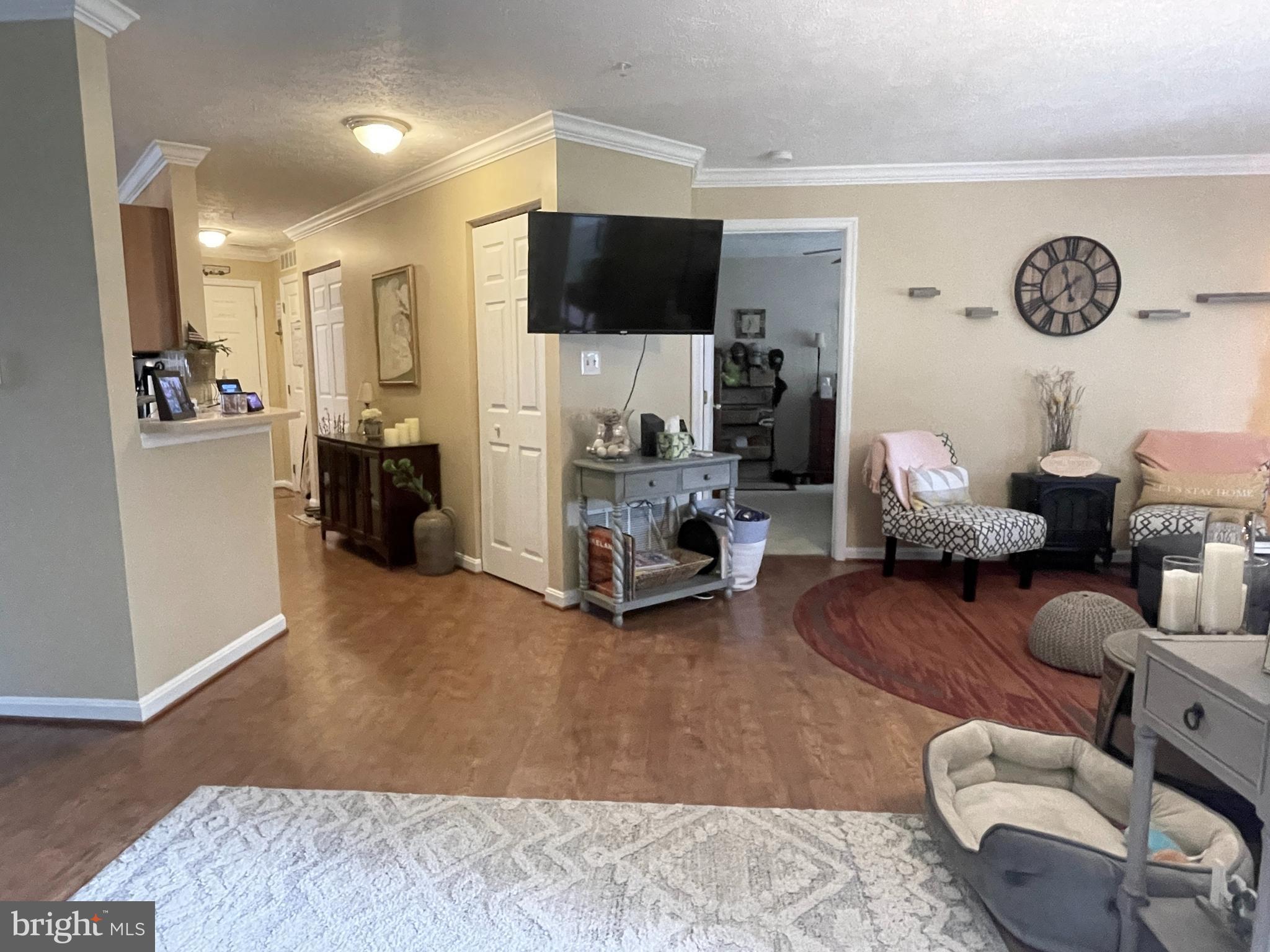 BAYLAND CONDO - Residential