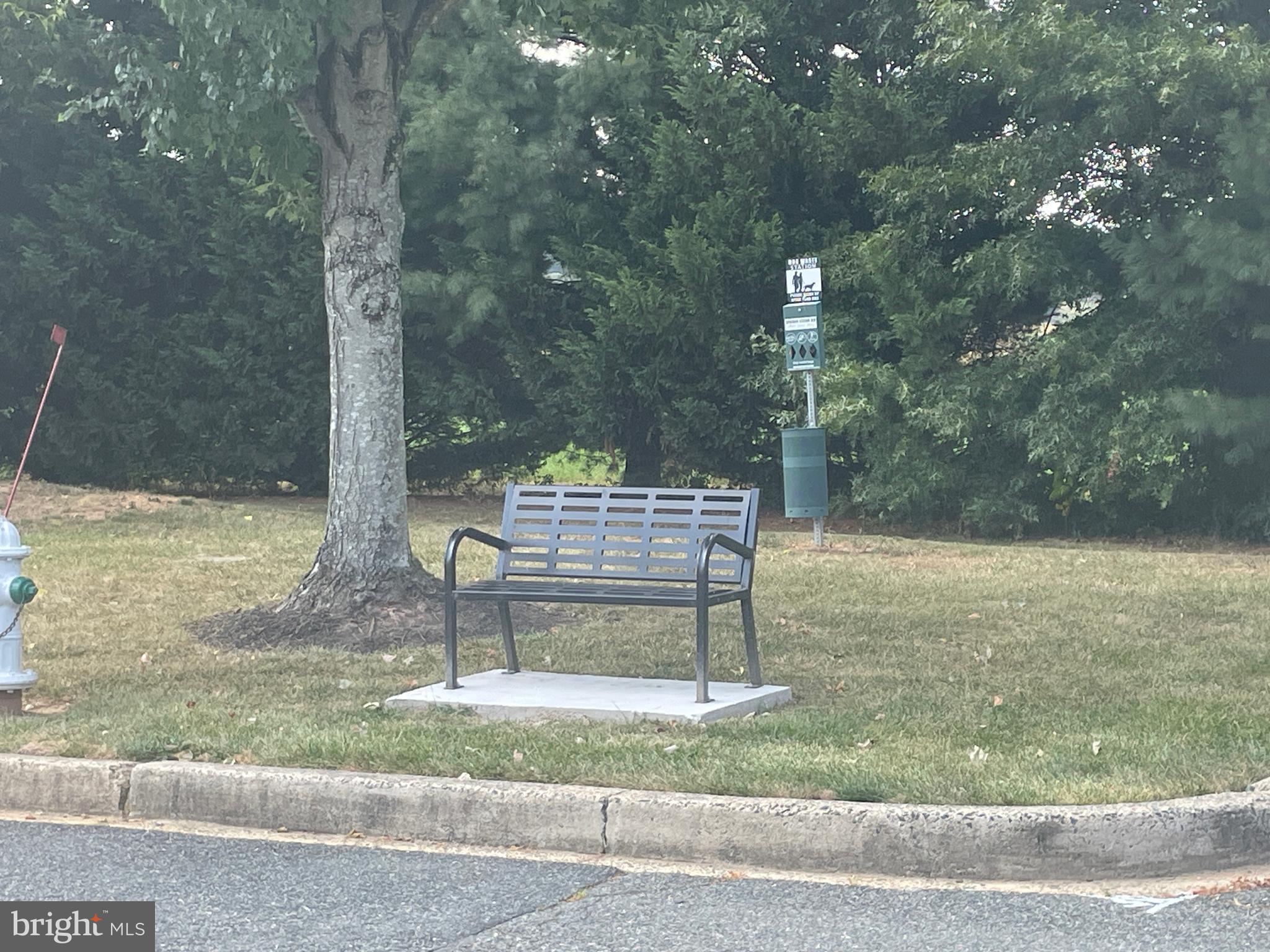 BAYLAND CONDO - Residential