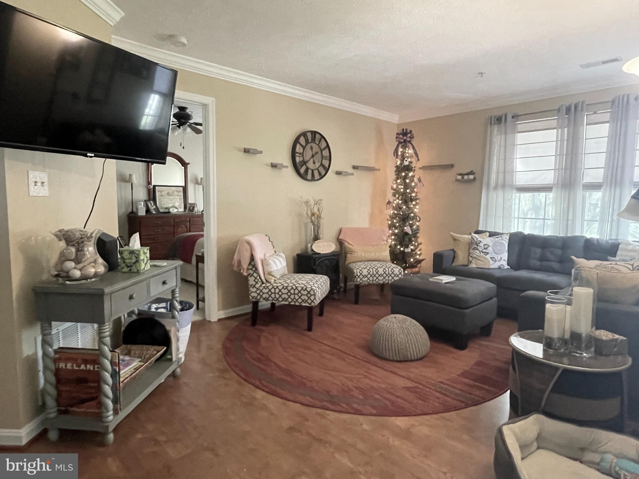 BAYLAND CONDO - Residential
