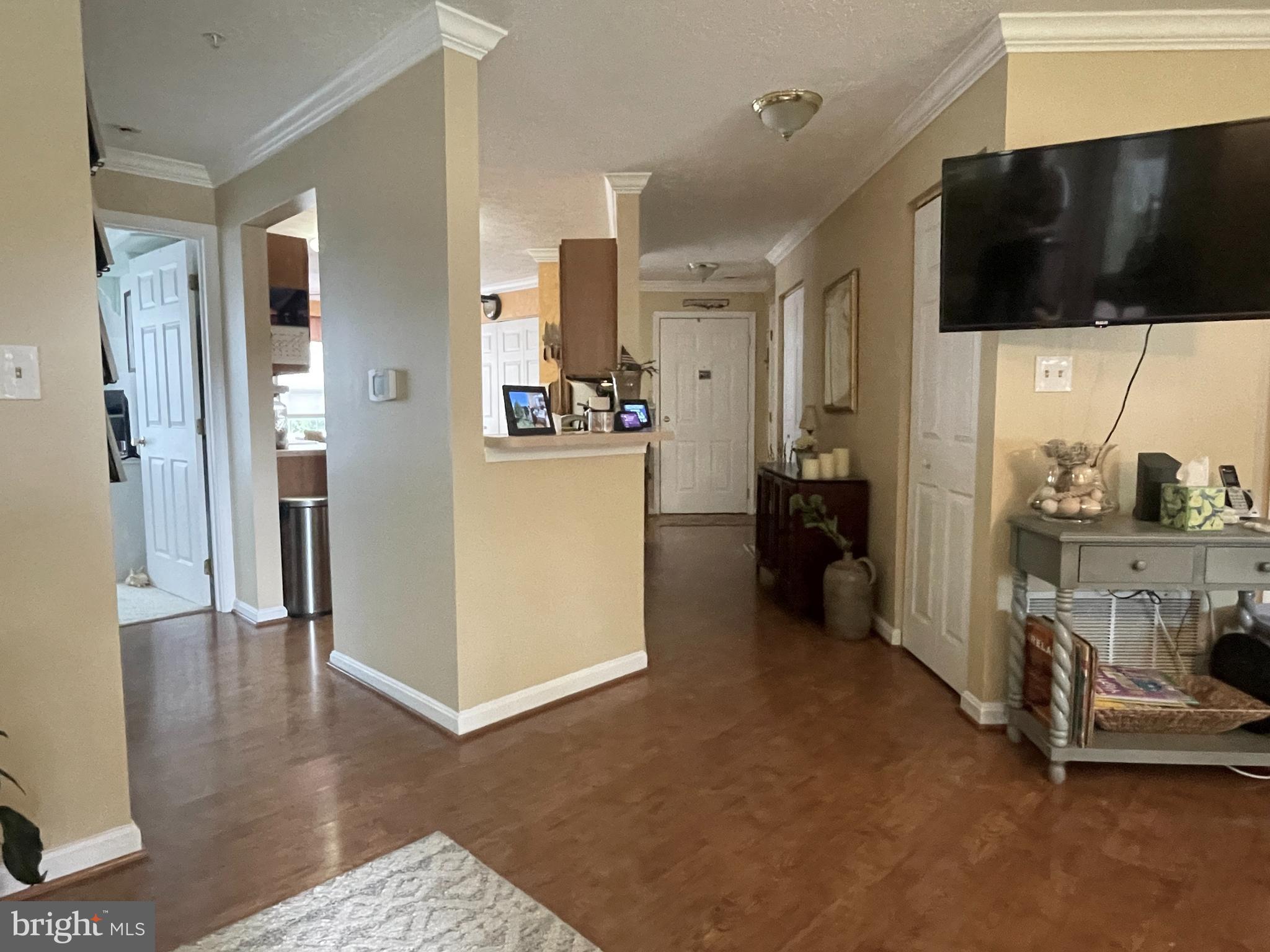 BAYLAND CONDO - Residential