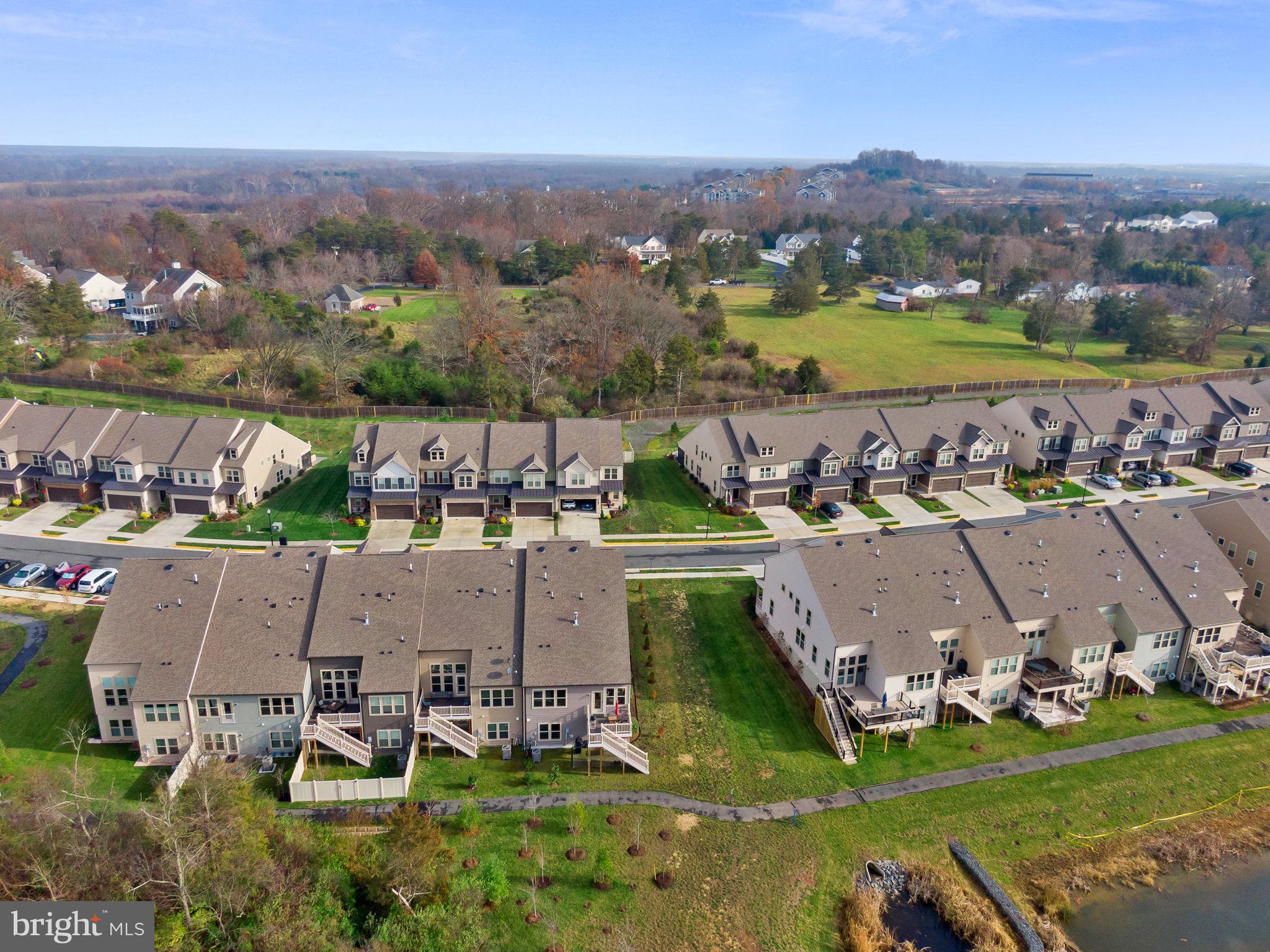 LEXINGTON 7 - Residential