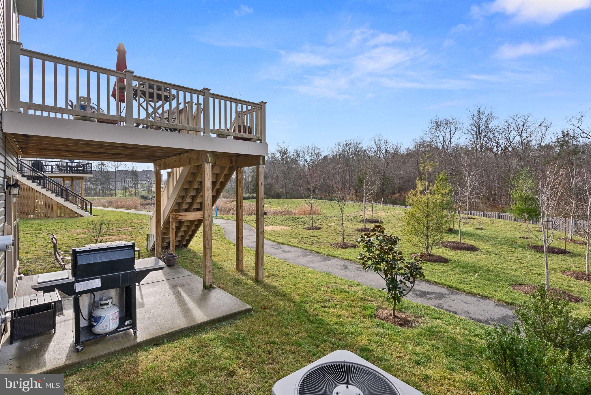 LEXINGTON 7 - Residential