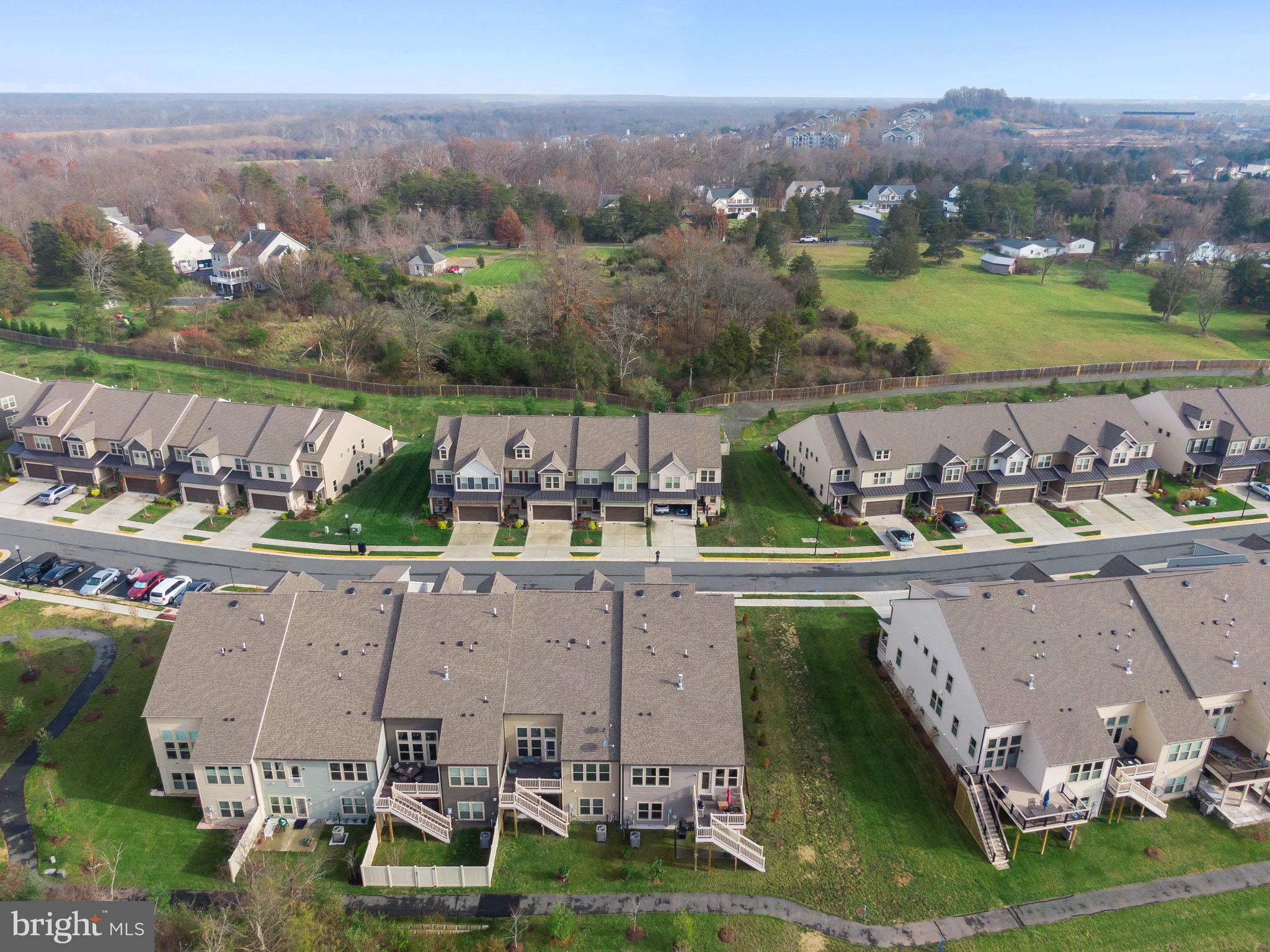 LEXINGTON 7 - Residential