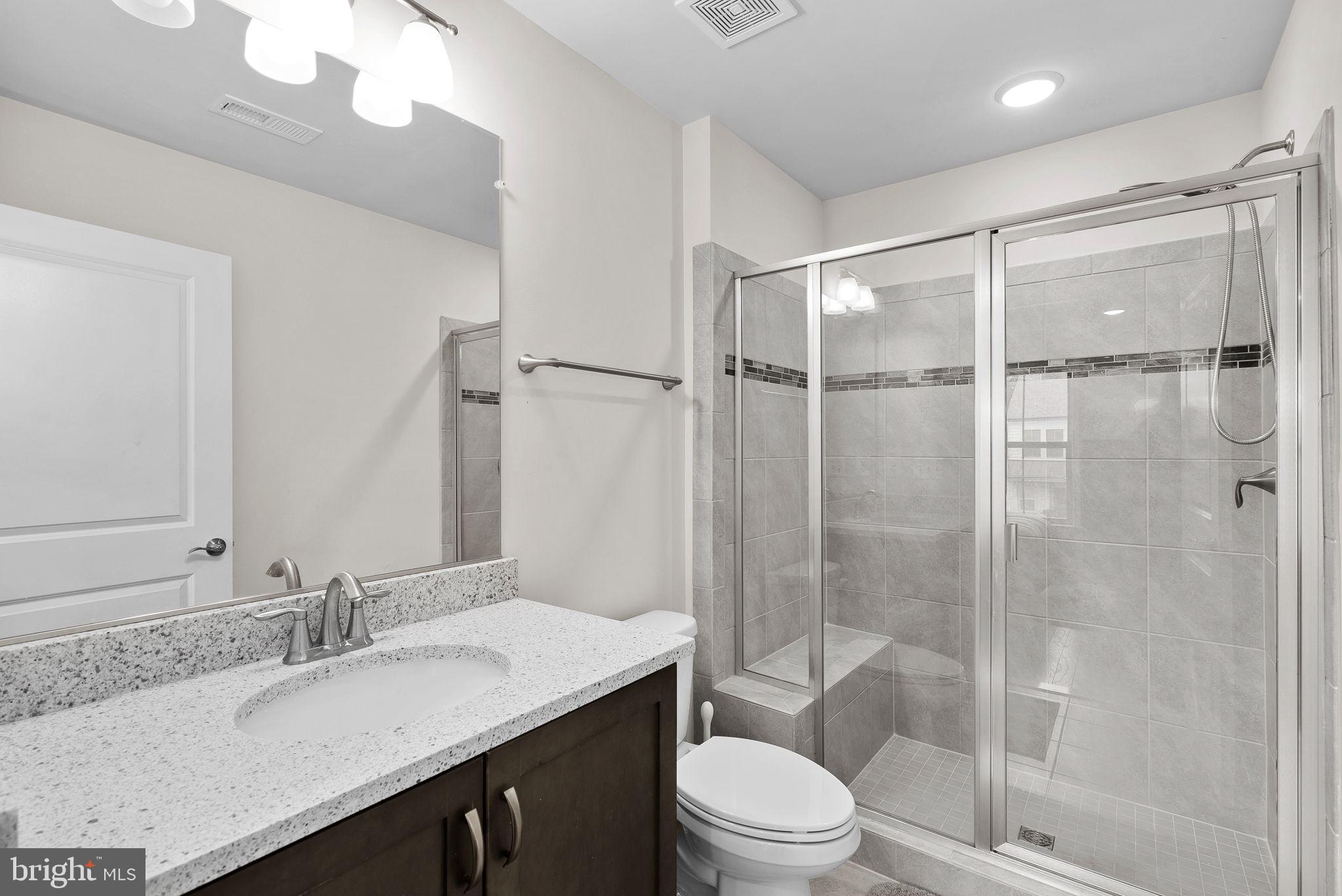 LEXINGTON 7 - Residential