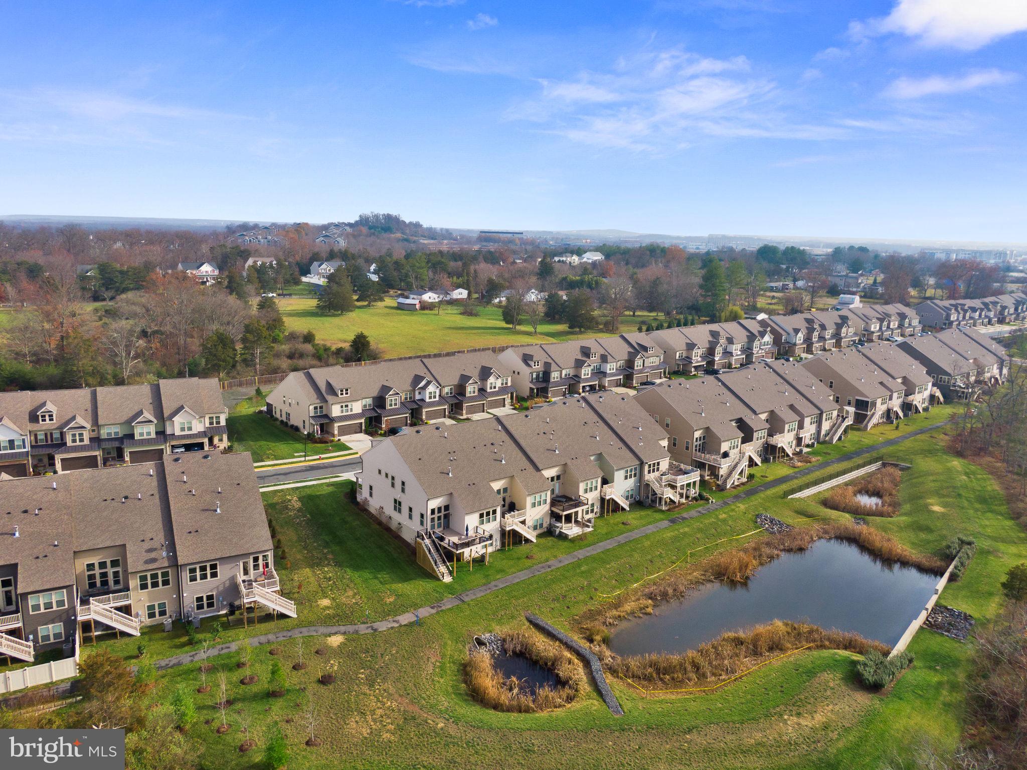 LEXINGTON 7 - Residential