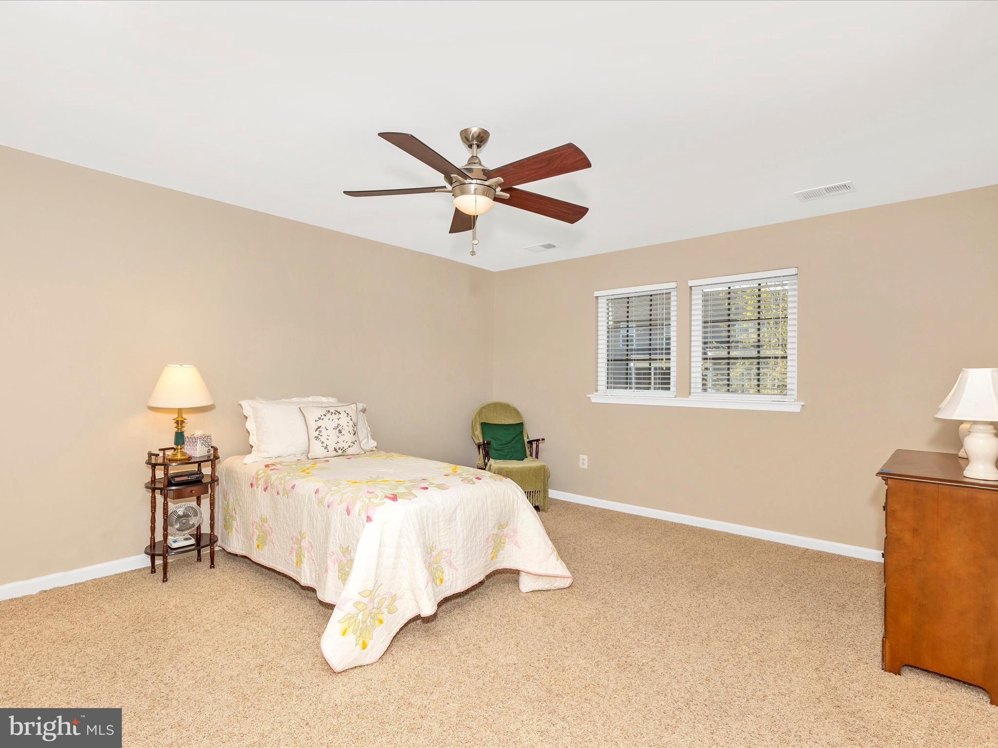 SIGNATURE CLUB AT GREENVIEW - Residential