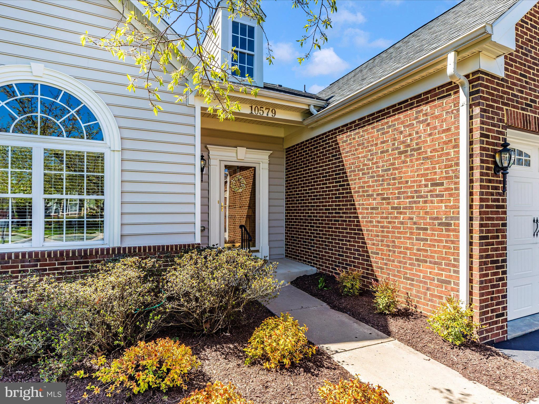 SIGNATURE CLUB AT GREENVIEW - Residential