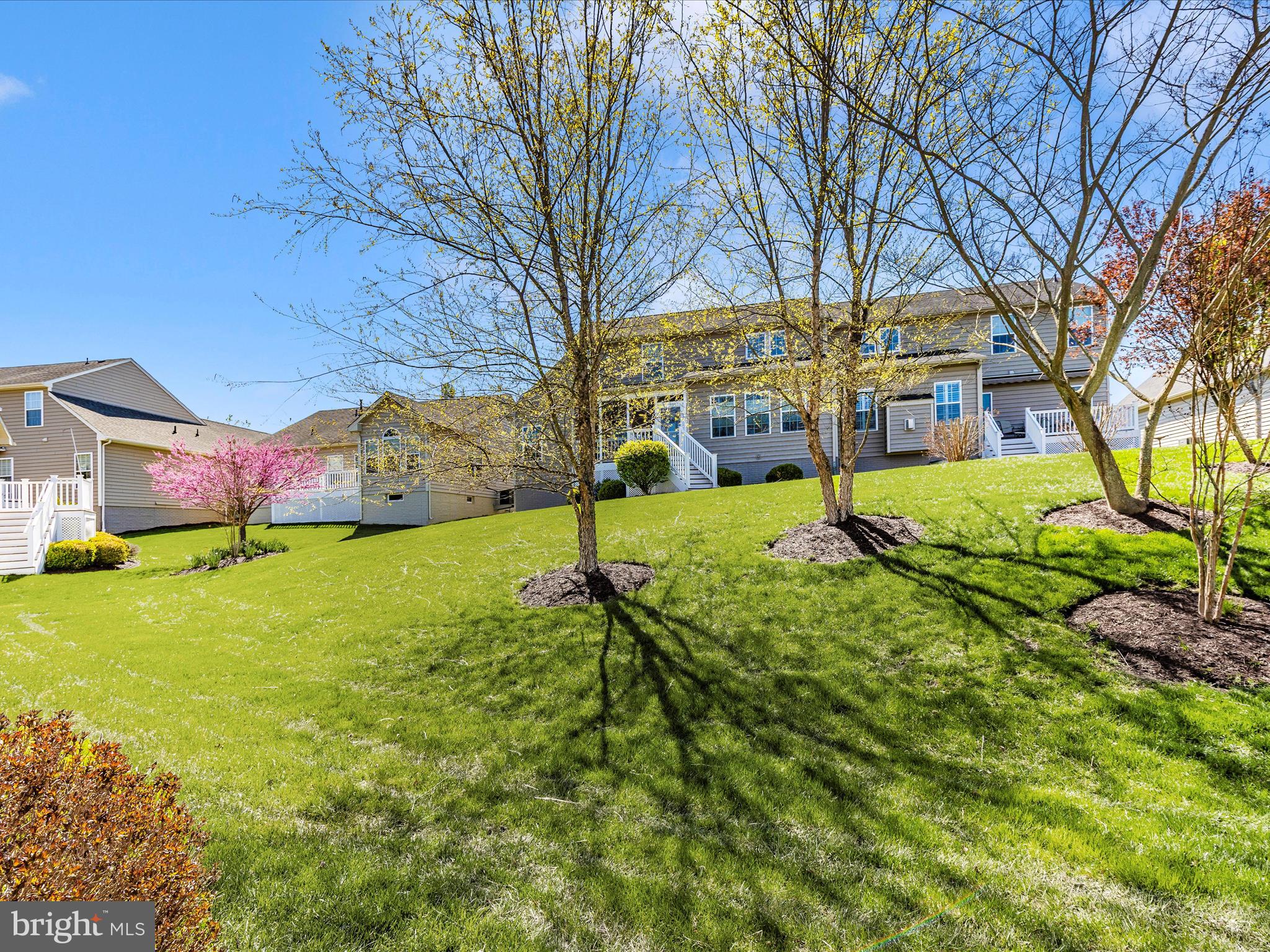 SIGNATURE CLUB AT GREENVIEW - Residential