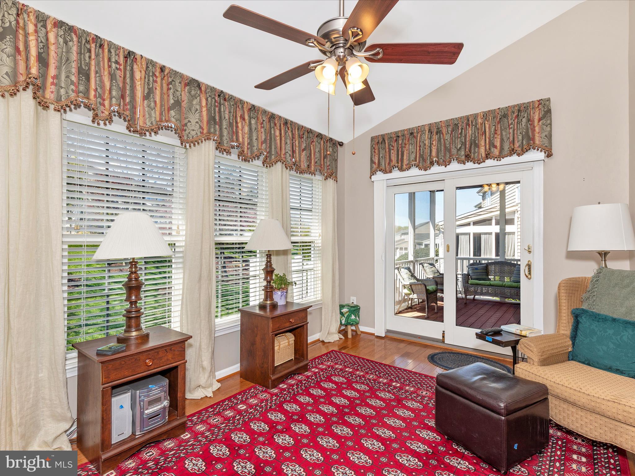 SIGNATURE CLUB AT GREENVIEW - Residential