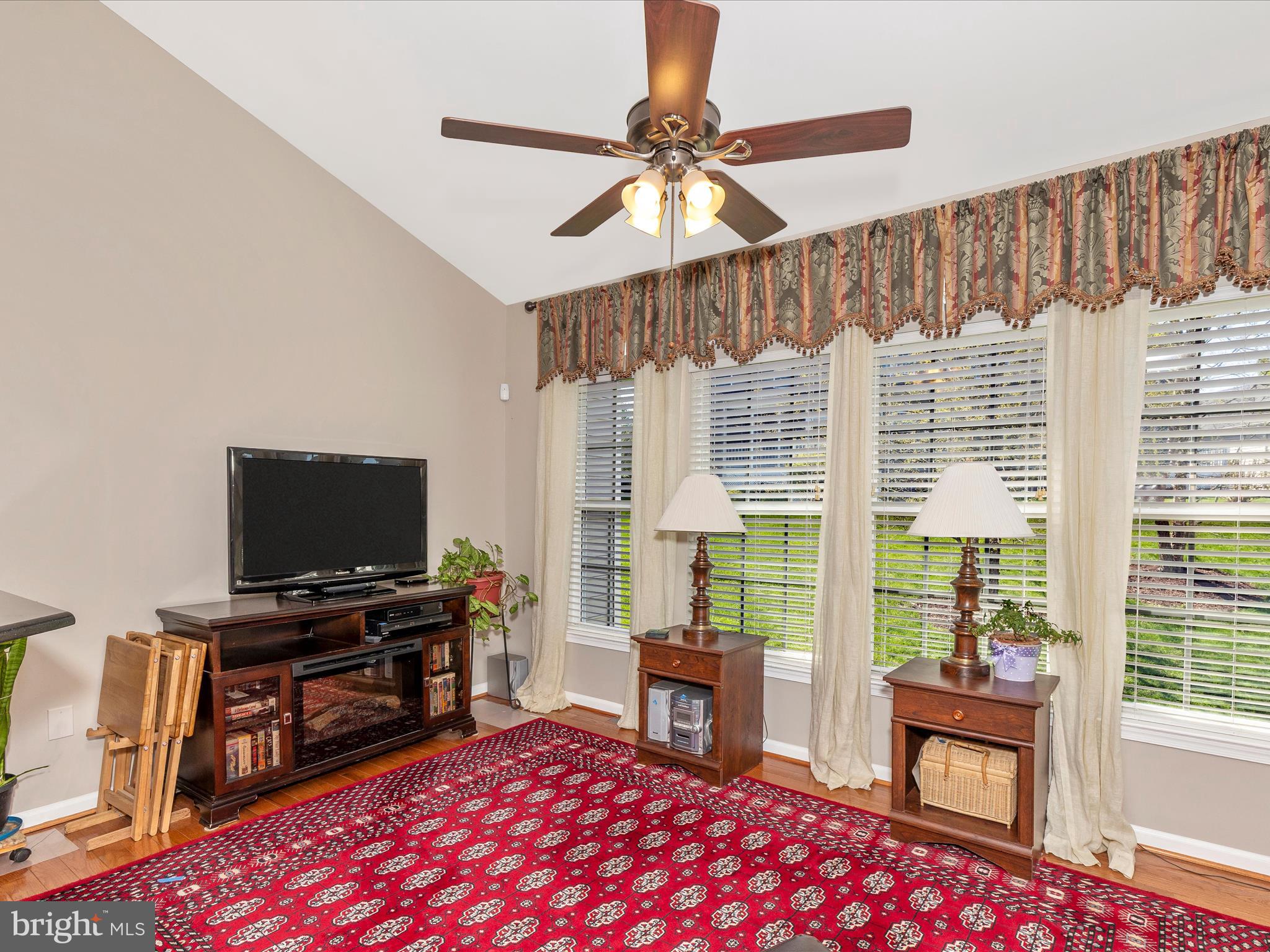 SIGNATURE CLUB AT GREENVIEW - Residential