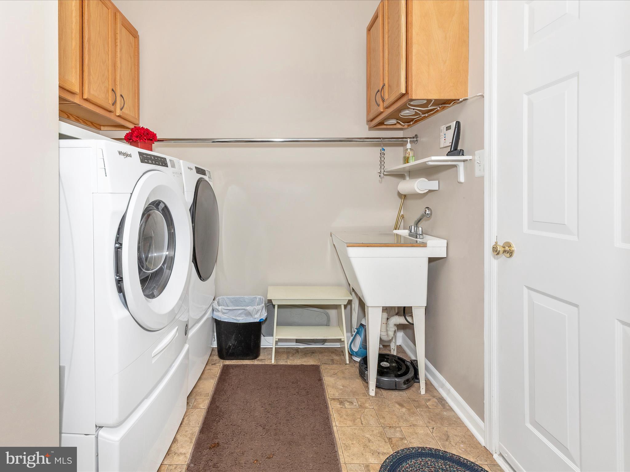 SIGNATURE CLUB AT GREENVIEW - Residential