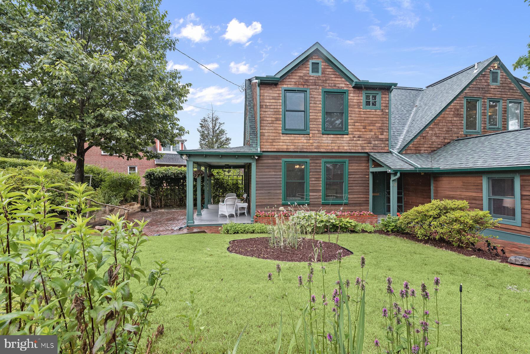 GLEN ECHO - Residential