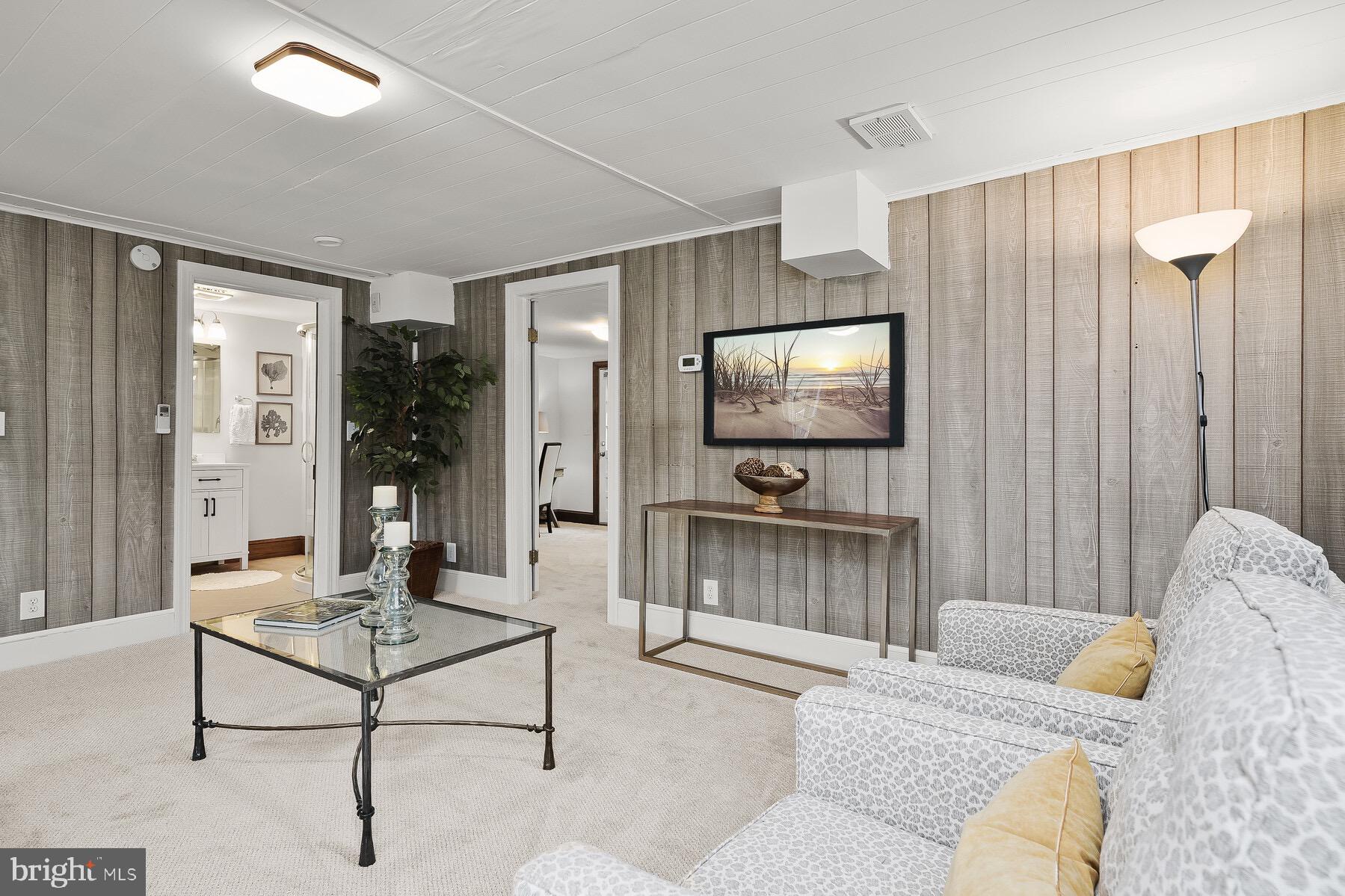 GLEN ECHO - Residential