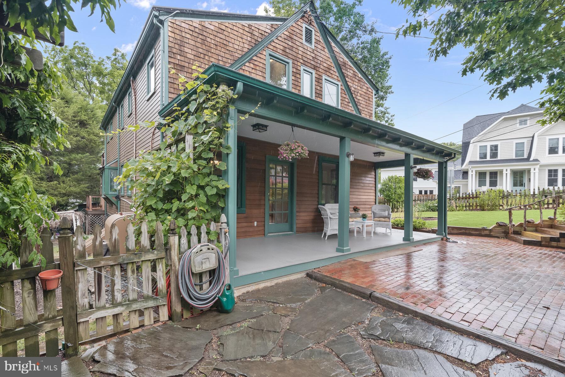 GLEN ECHO - Residential