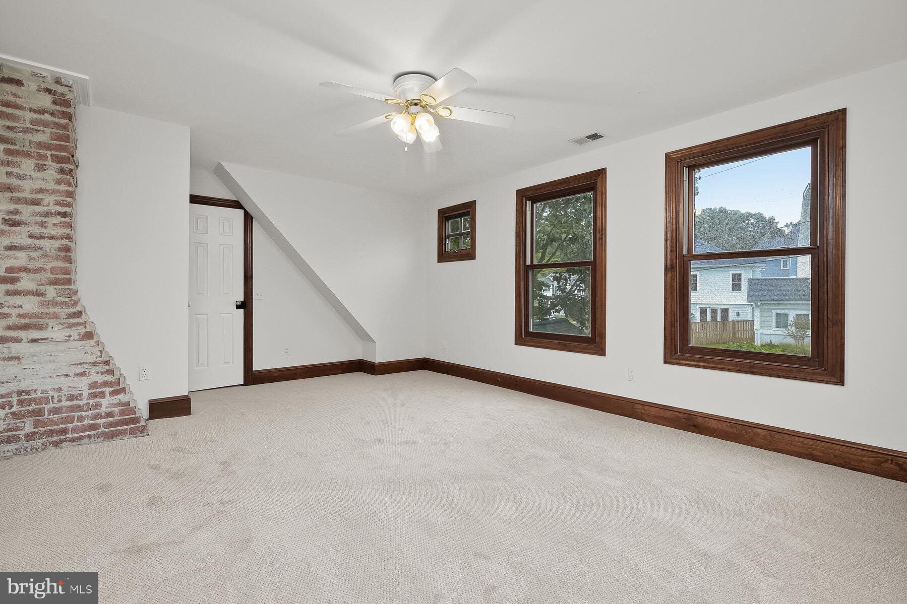 GLEN ECHO - Residential