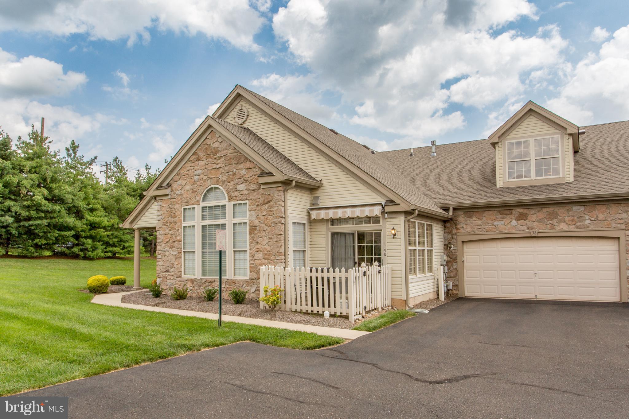 38 LEGACY OAKS DRIVE