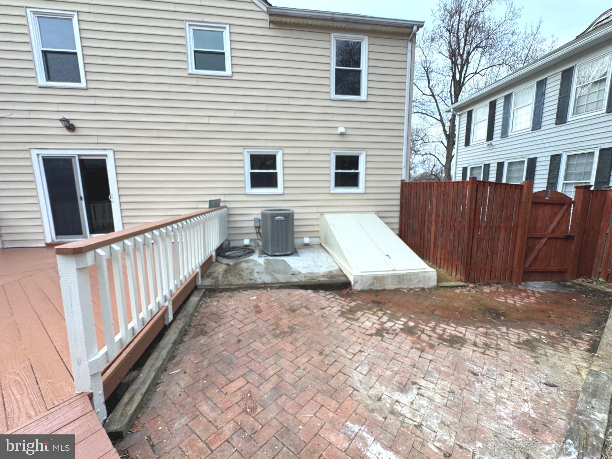 ALTA VISTA - Residential