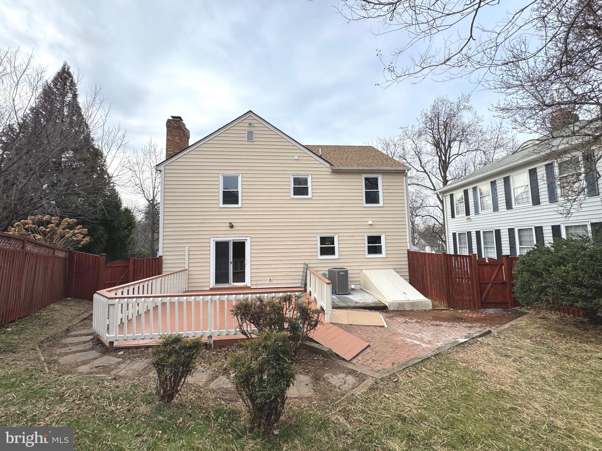 ALTA VISTA - Residential