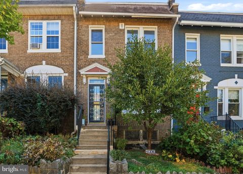 Photo of 1036 Quebec Place NW, WASHINGTON, DC 20010 (MLS # DCDC2228332) Photo of 1036 Quebec Place NW, WASHINGTON, DC 20010 (MLS # DCDC2228332)