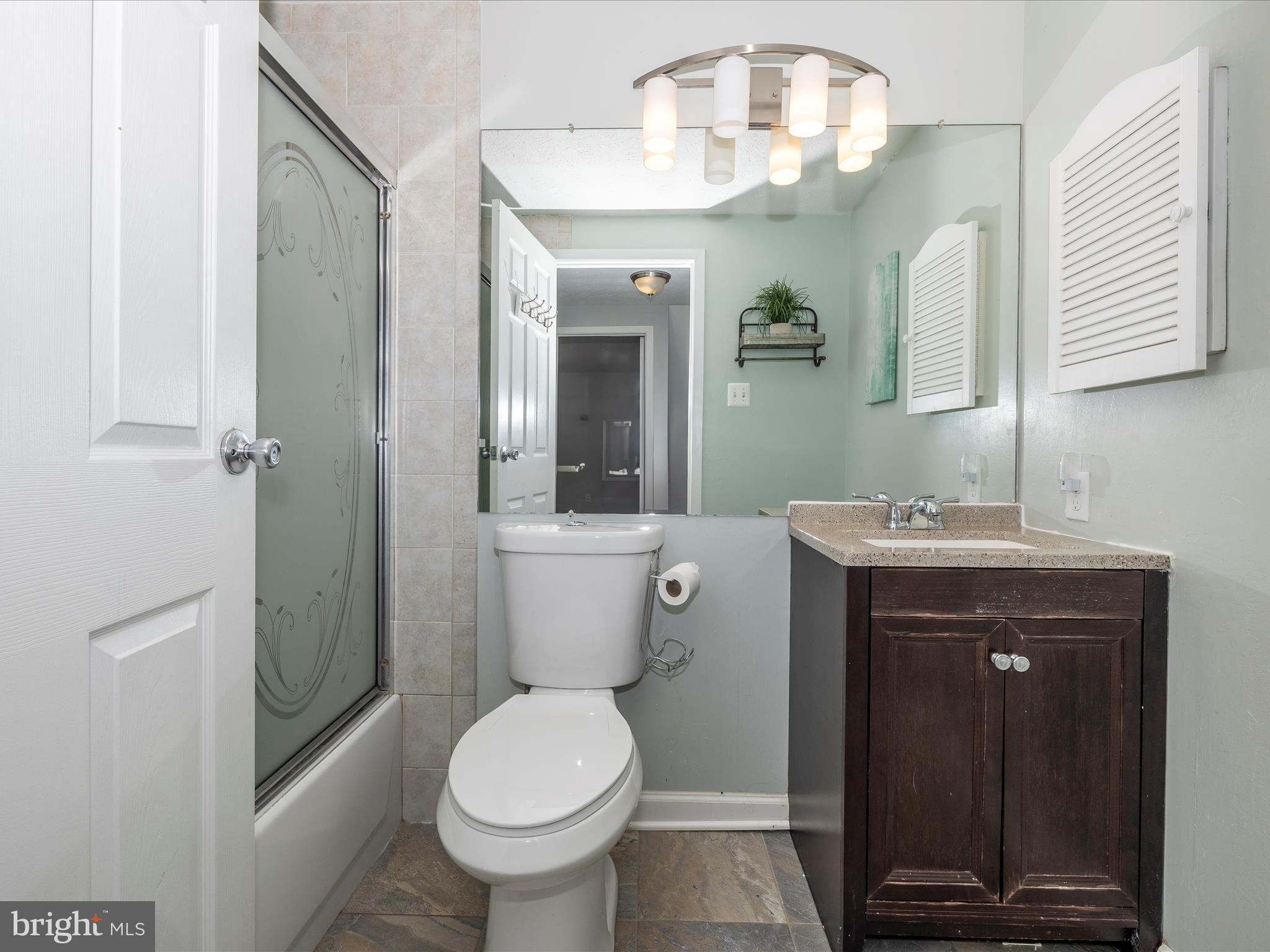 HILCREST ORCHARDS - Residential