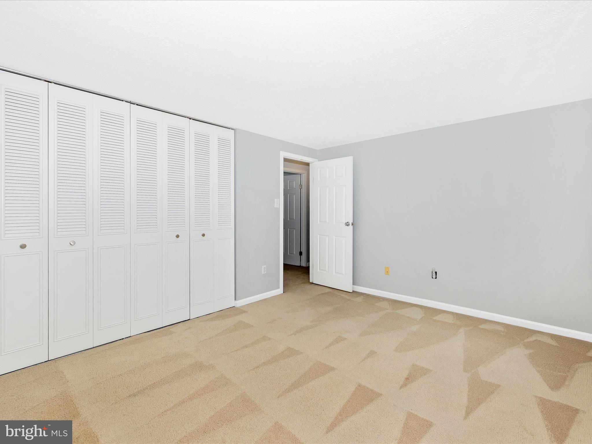 HILCREST ORCHARDS - Residential