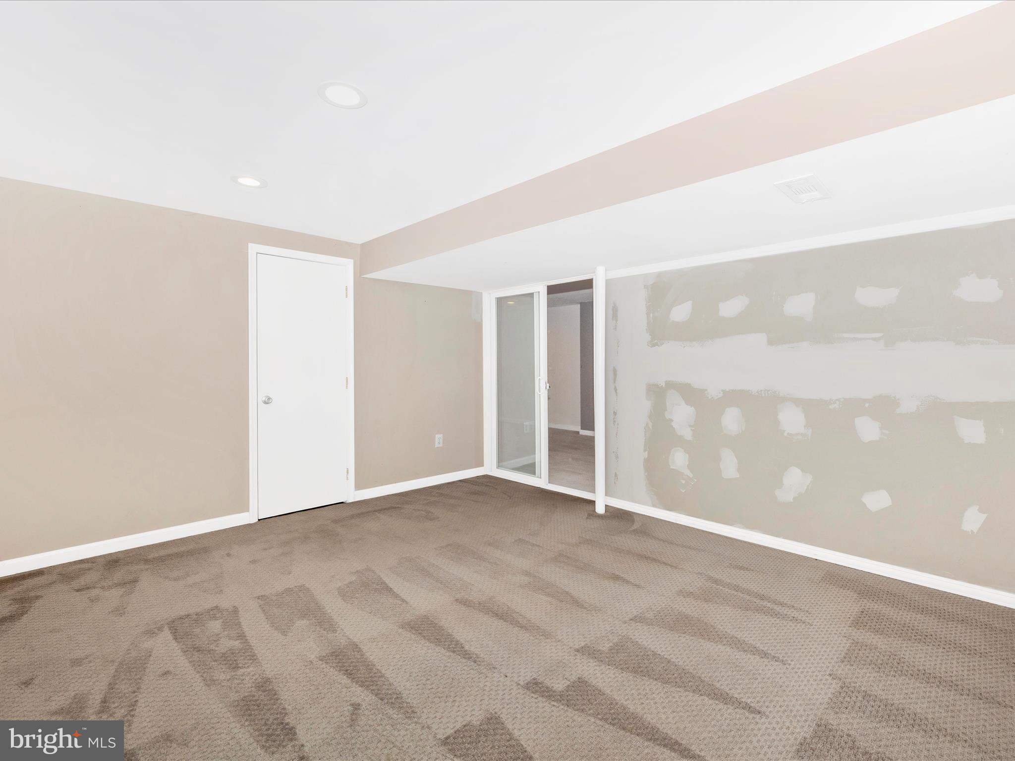 HILCREST ORCHARDS - Residential