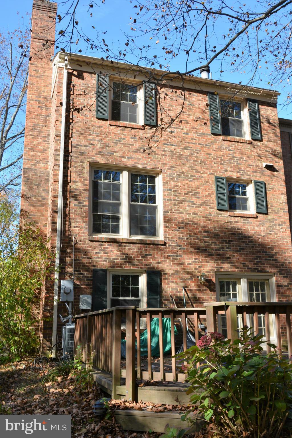 WOODLYNNE COMMUNITY - Residential