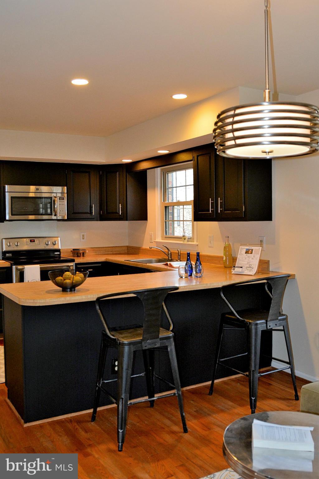 WOODLYNNE COMMUNITY - Residential