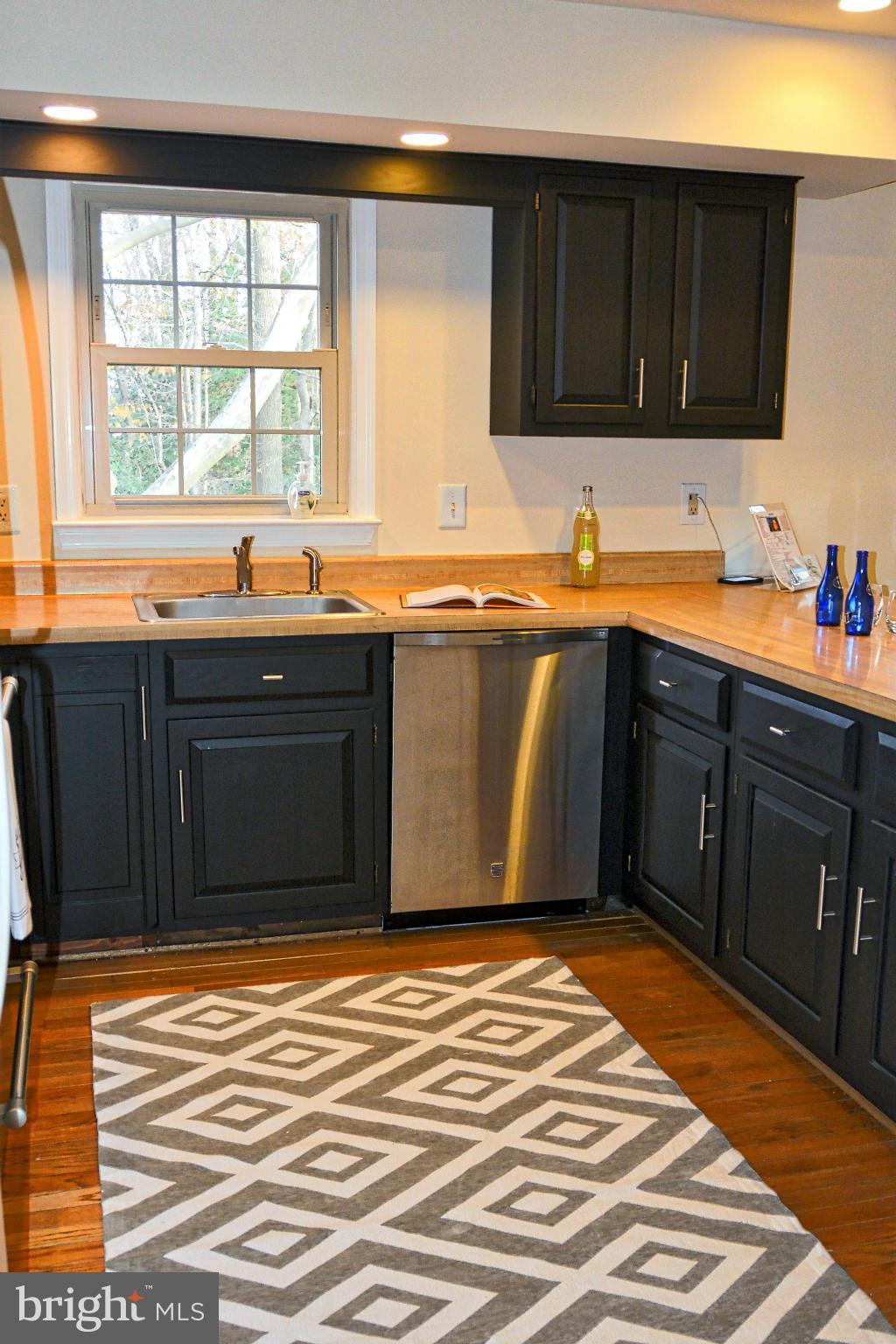 WOODLYNNE COMMUNITY - Residential