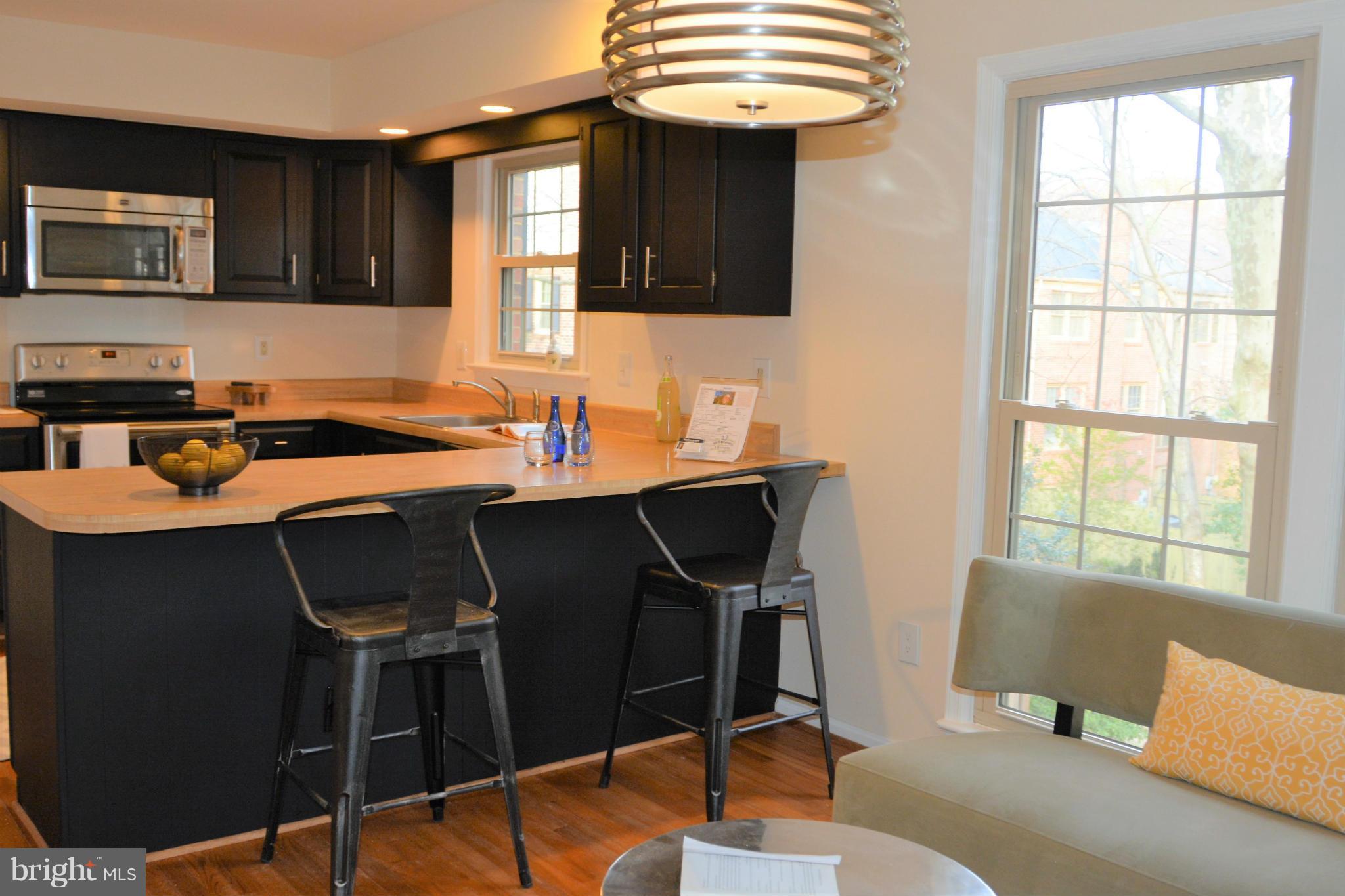 WOODLYNNE COMMUNITY - Residential