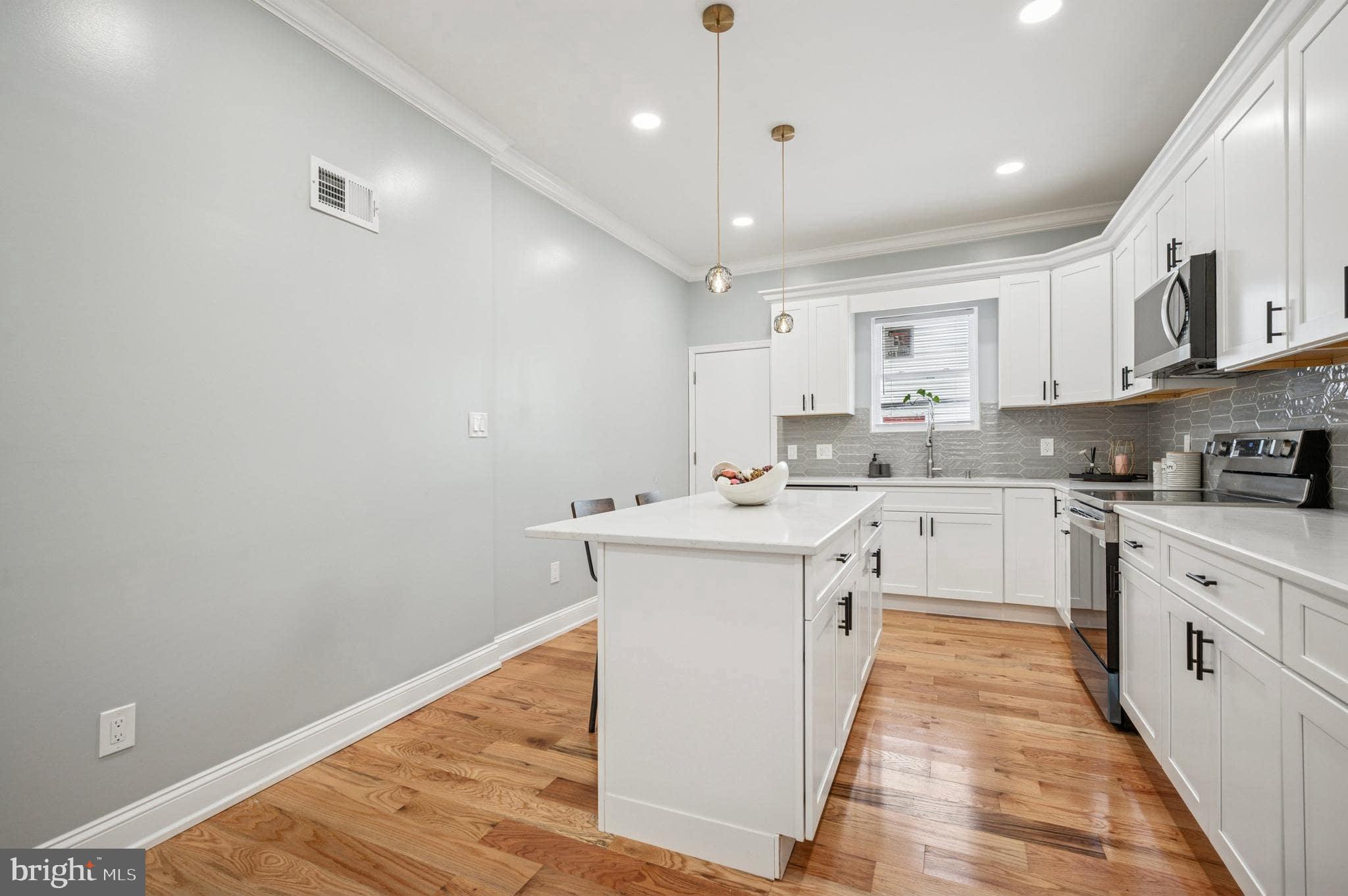 POINT BREEZE - Residential Lease