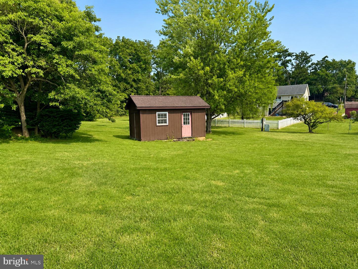 19 LAKE MEADE DRIVE
