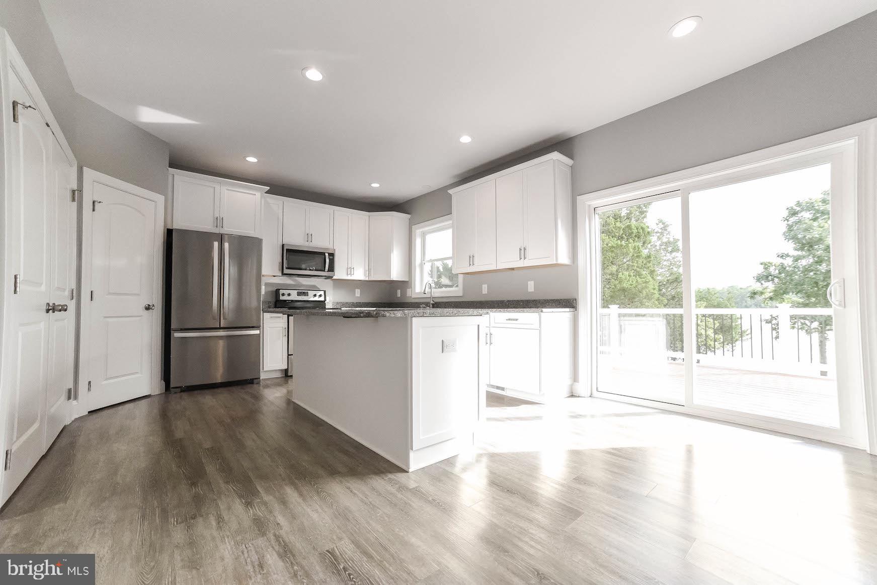 ST GEORGE BEACH - Residential