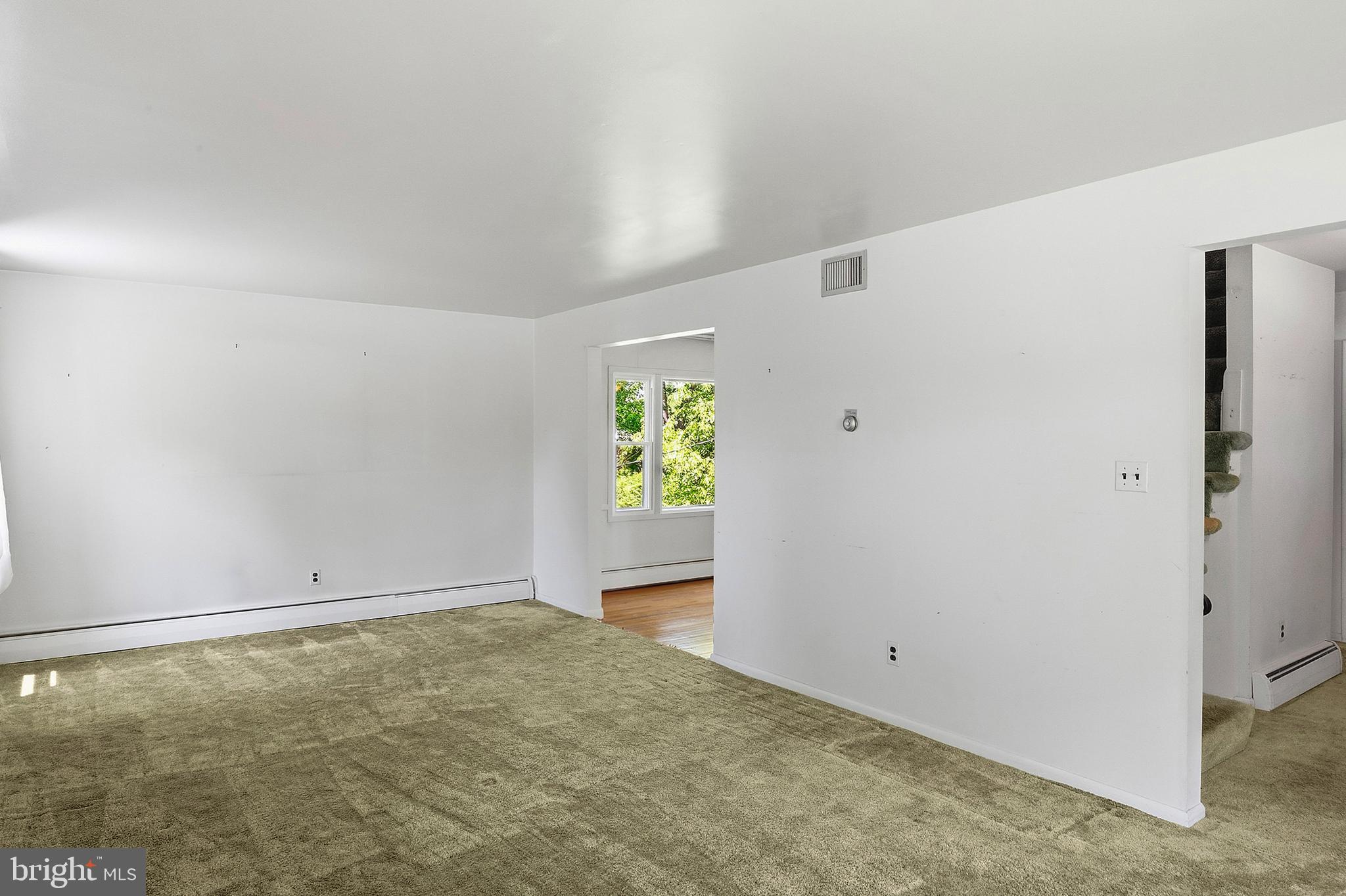 MAPLE RIDGE - Residential