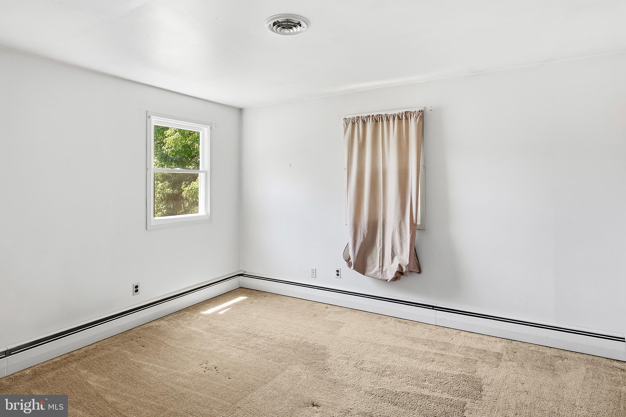 MAPLE RIDGE - Residential
