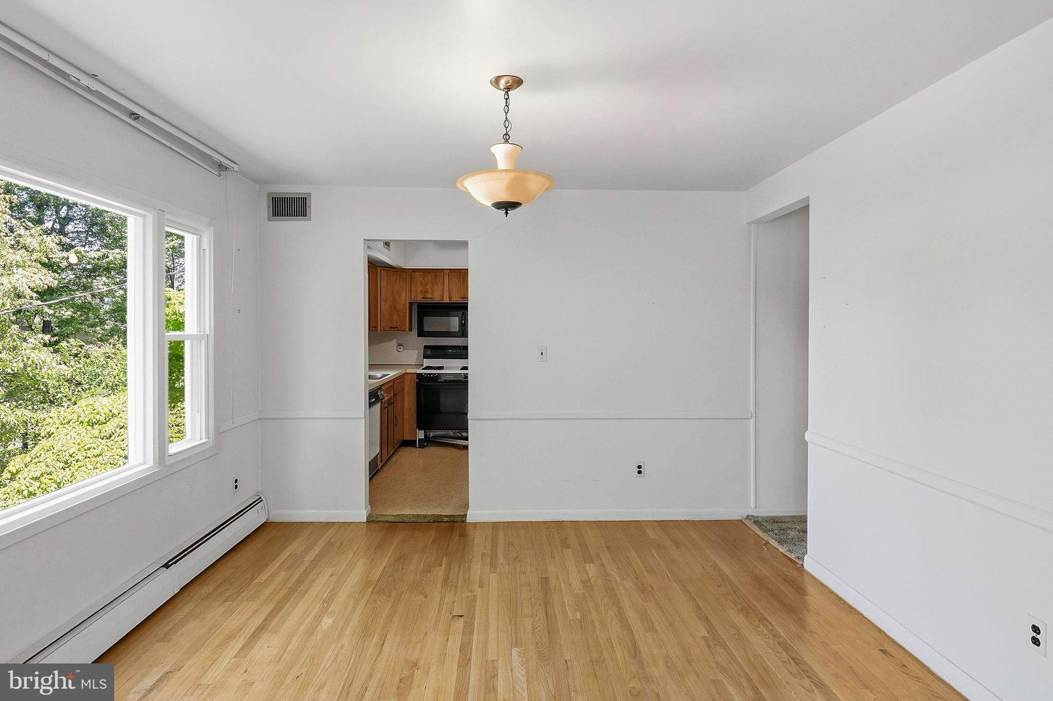 MAPLE RIDGE - Residential