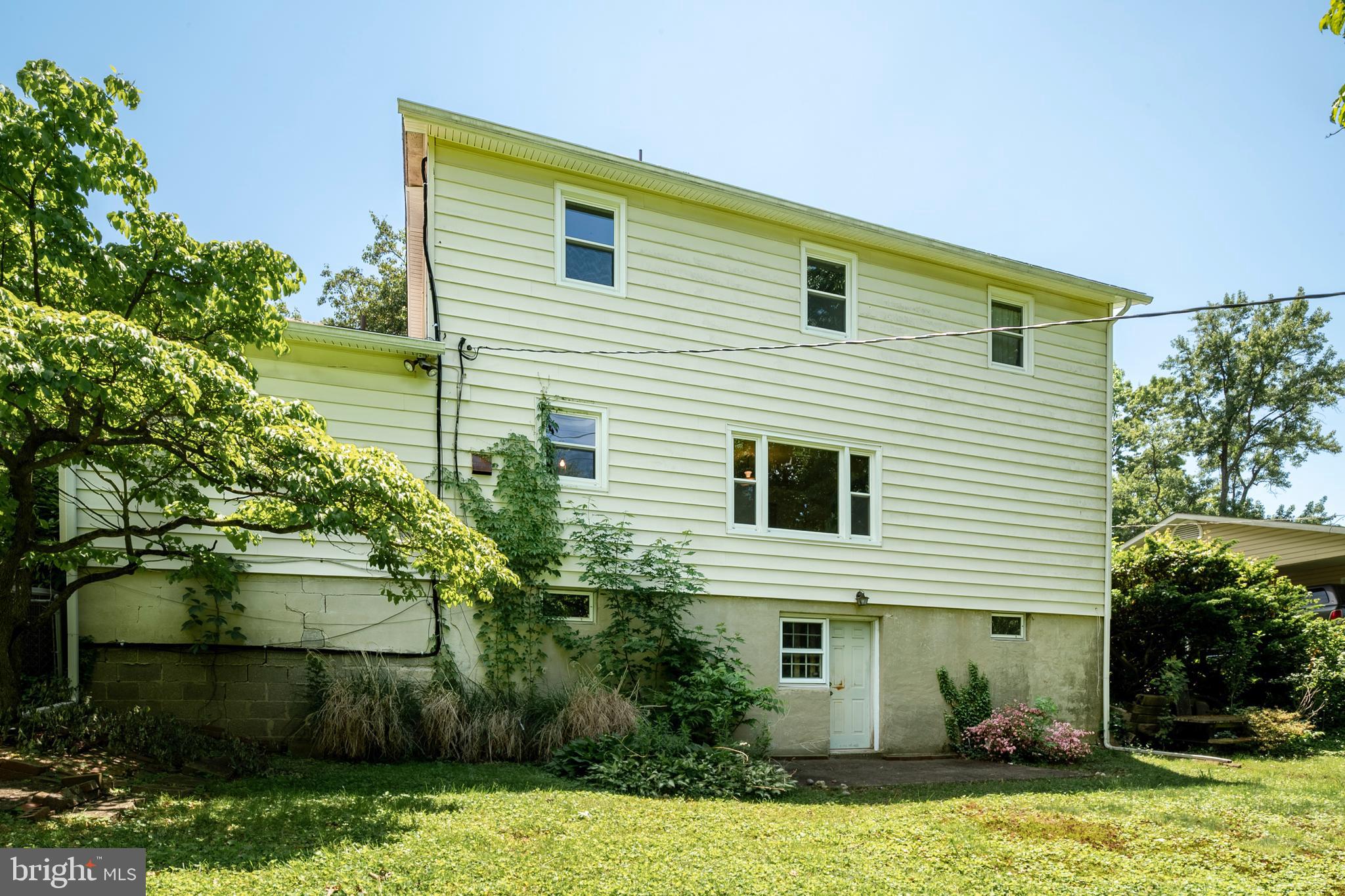 MAPLE RIDGE - Residential
