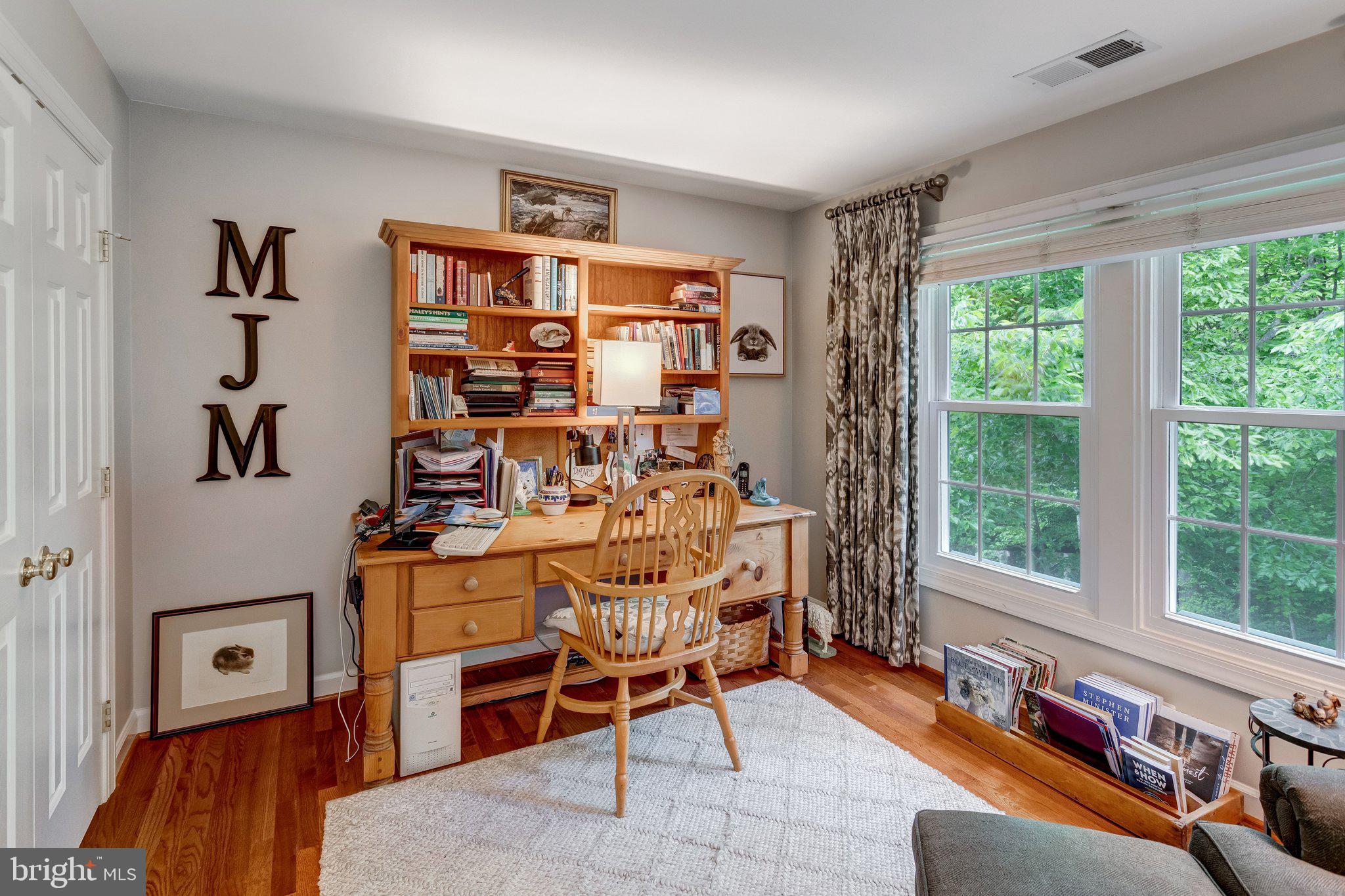 MEADOWBROOK WOODS - Residential