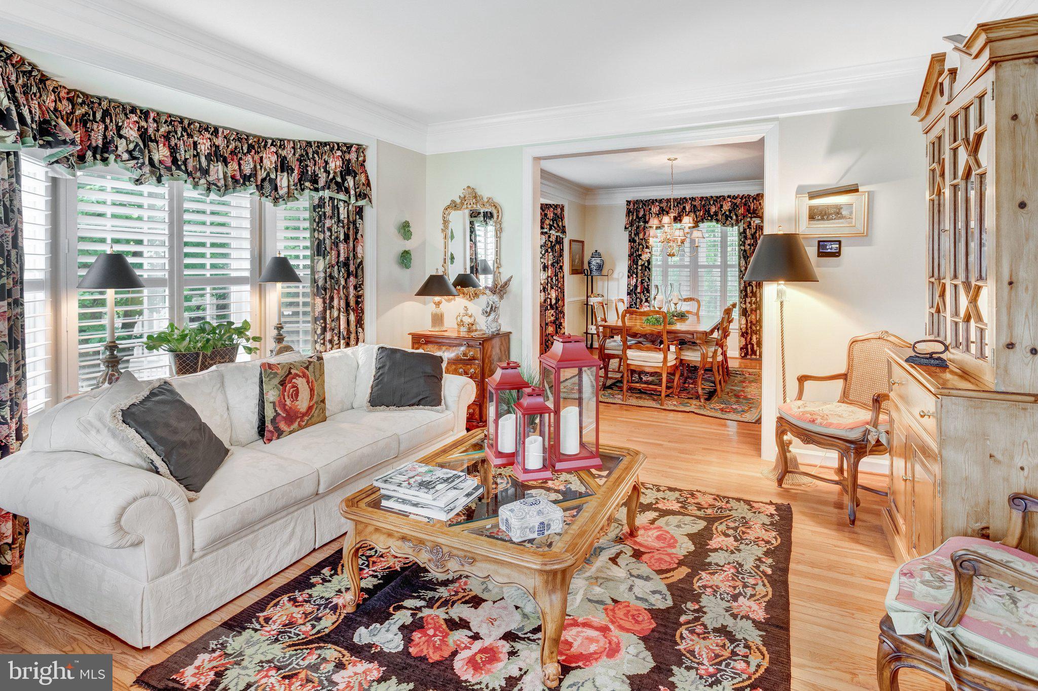 MEADOWBROOK WOODS - Residential