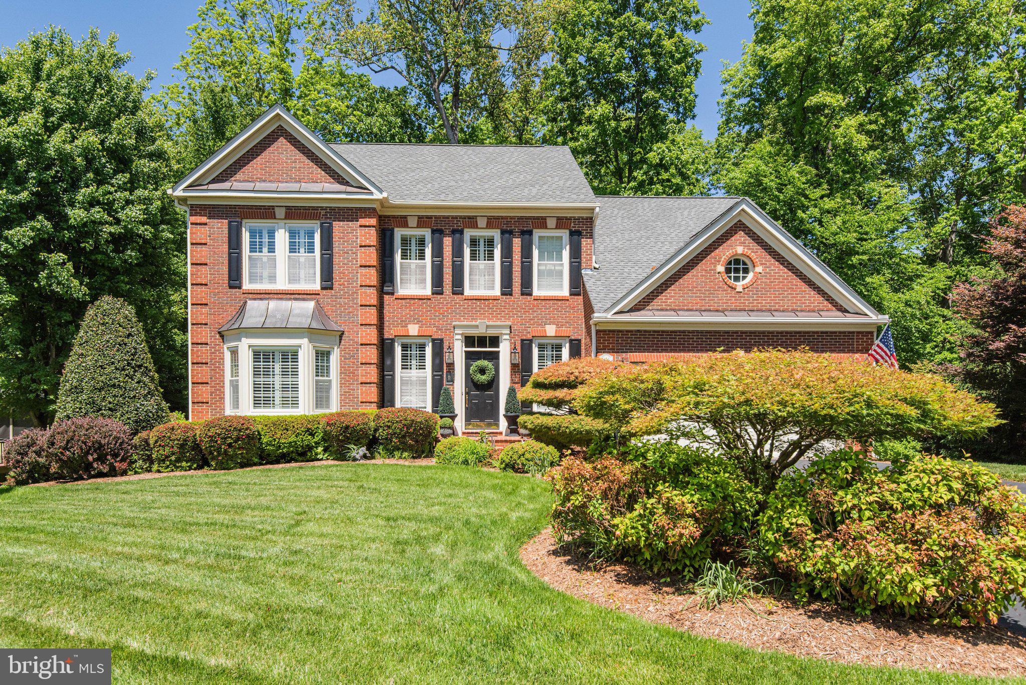 MEADOWBROOK WOODS - Residential