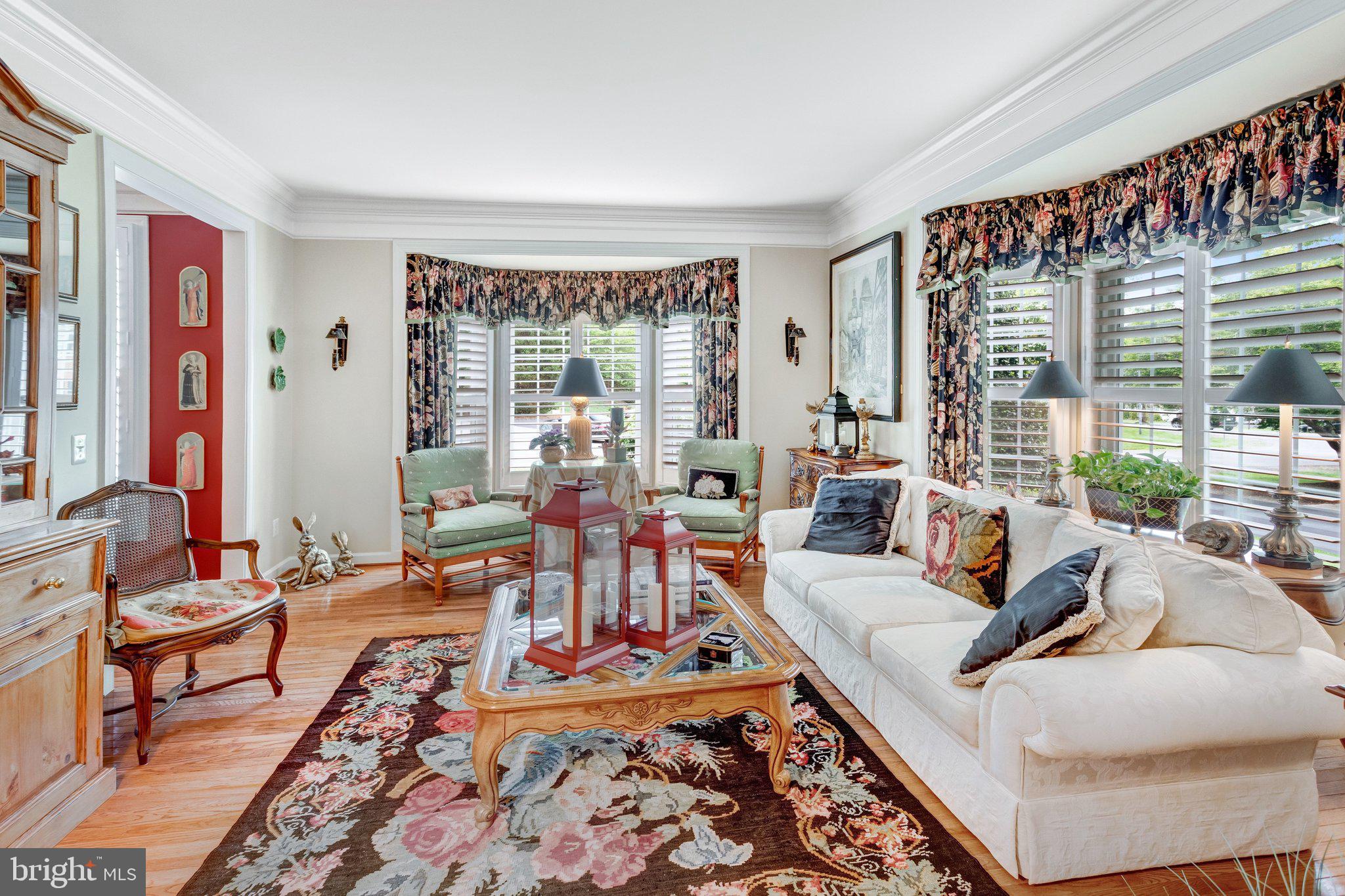 MEADOWBROOK WOODS - Residential