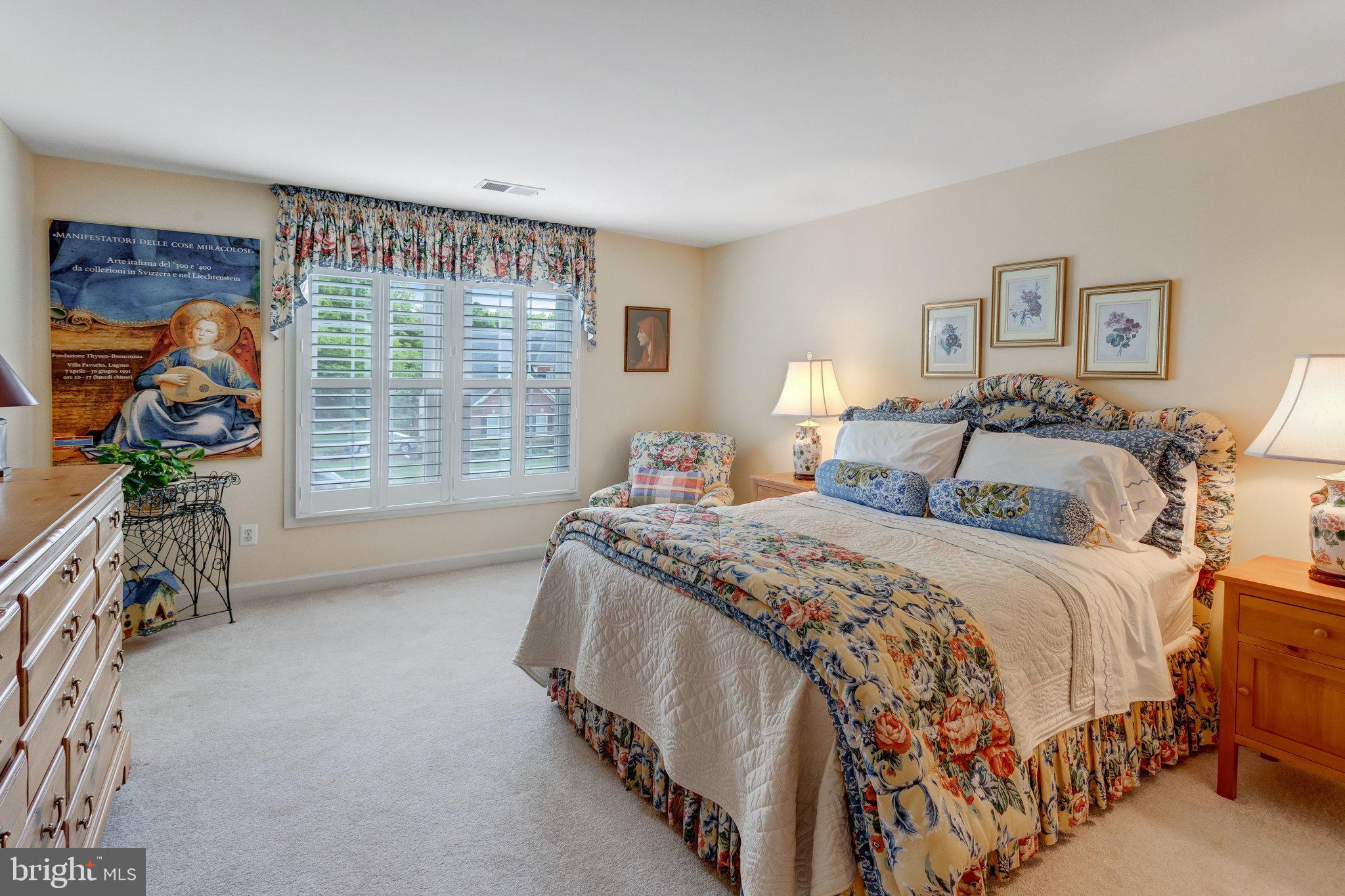 MEADOWBROOK WOODS - Residential