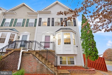 17435 ISLE ROYALE TERRACE DUMFRIES VA 22025