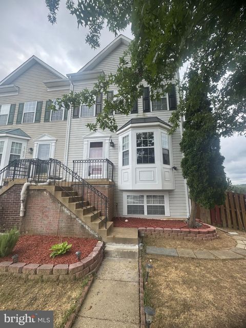17435 ISLE ROYALE TERRACE DUMFRIES VA 22025