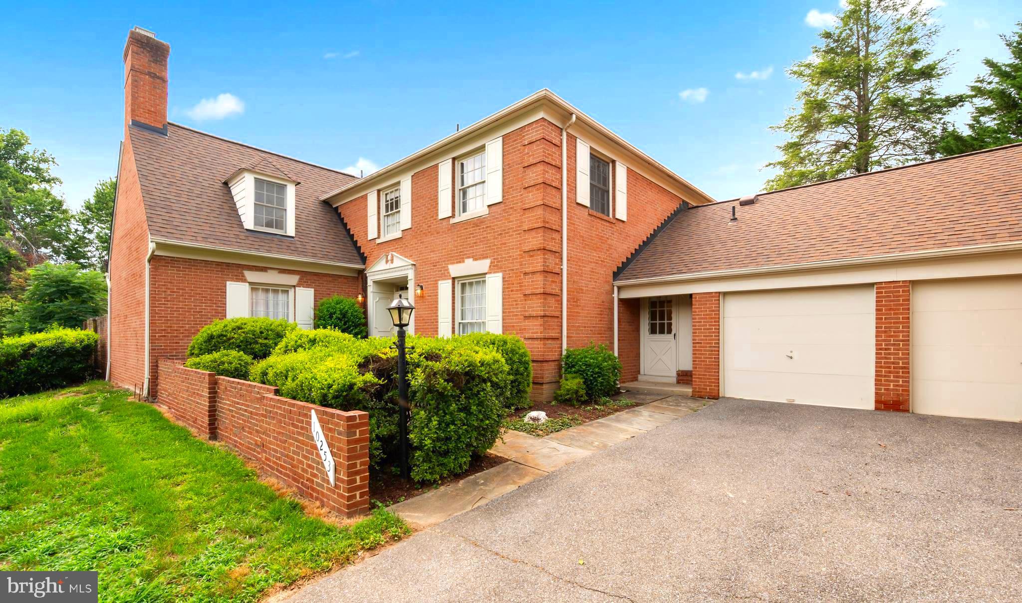 10253 GAINSBOROUGH