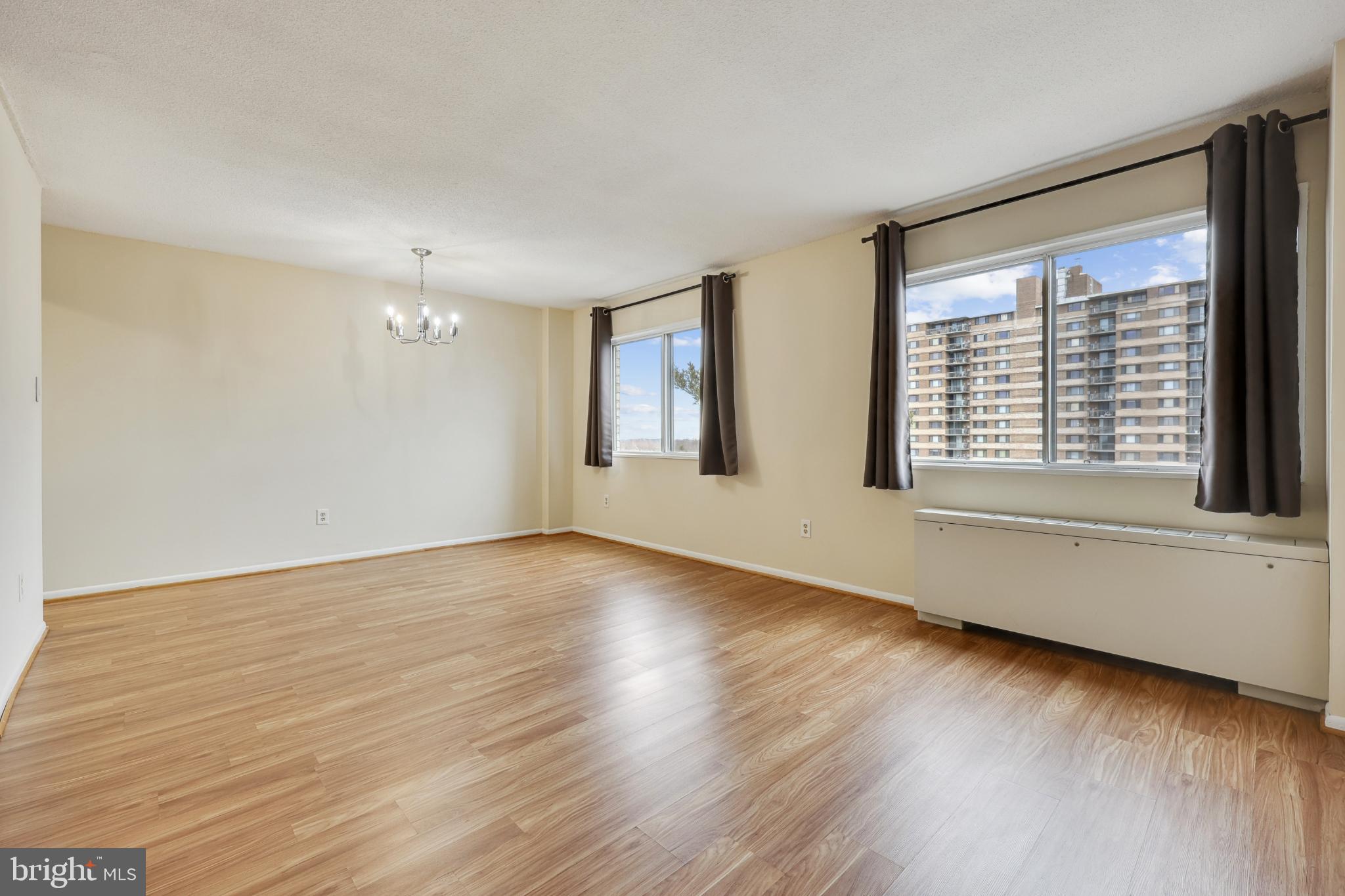 UNIVERSITY TOWERS CODM - Residential