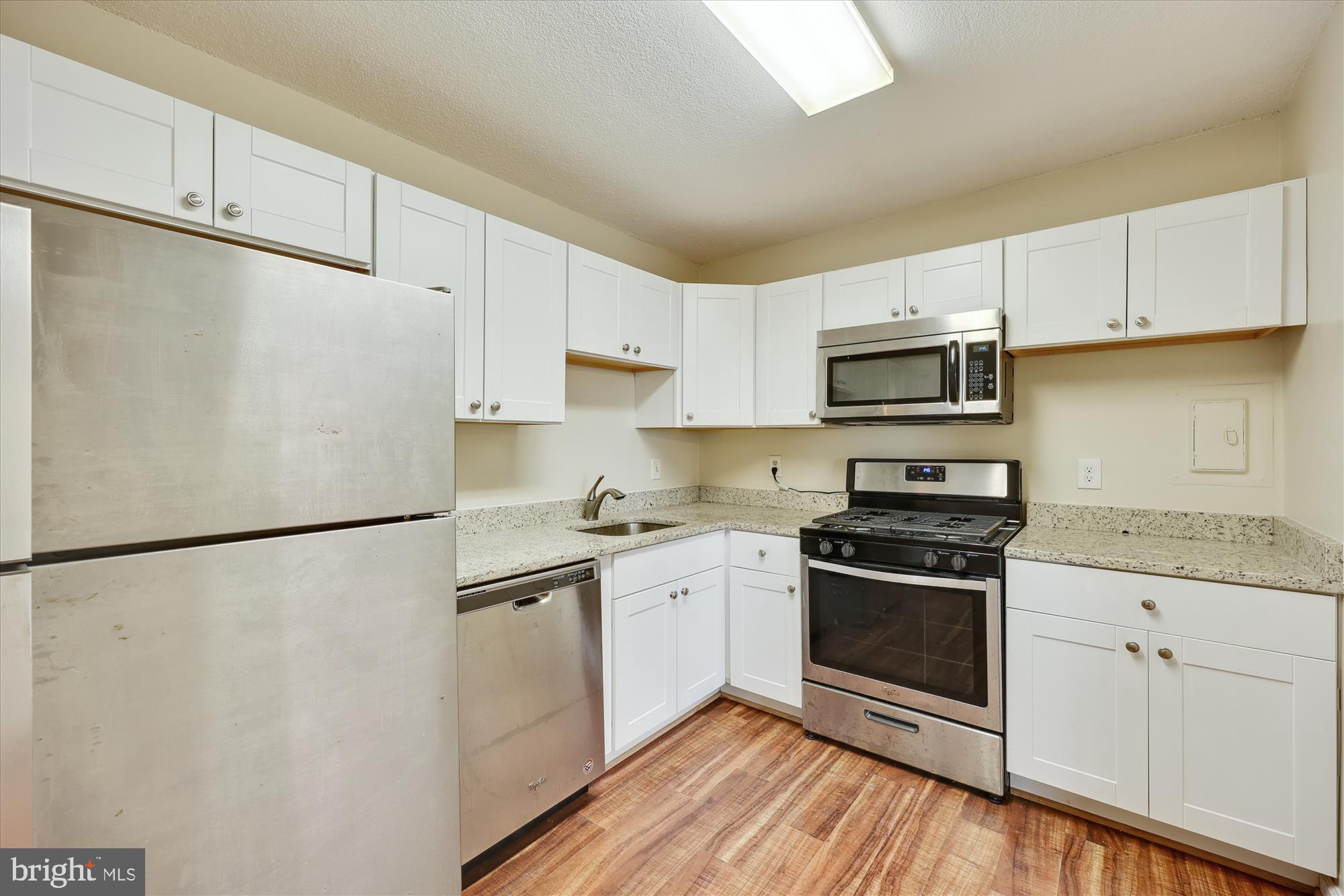 UNIVERSITY TOWERS CODM - Residential