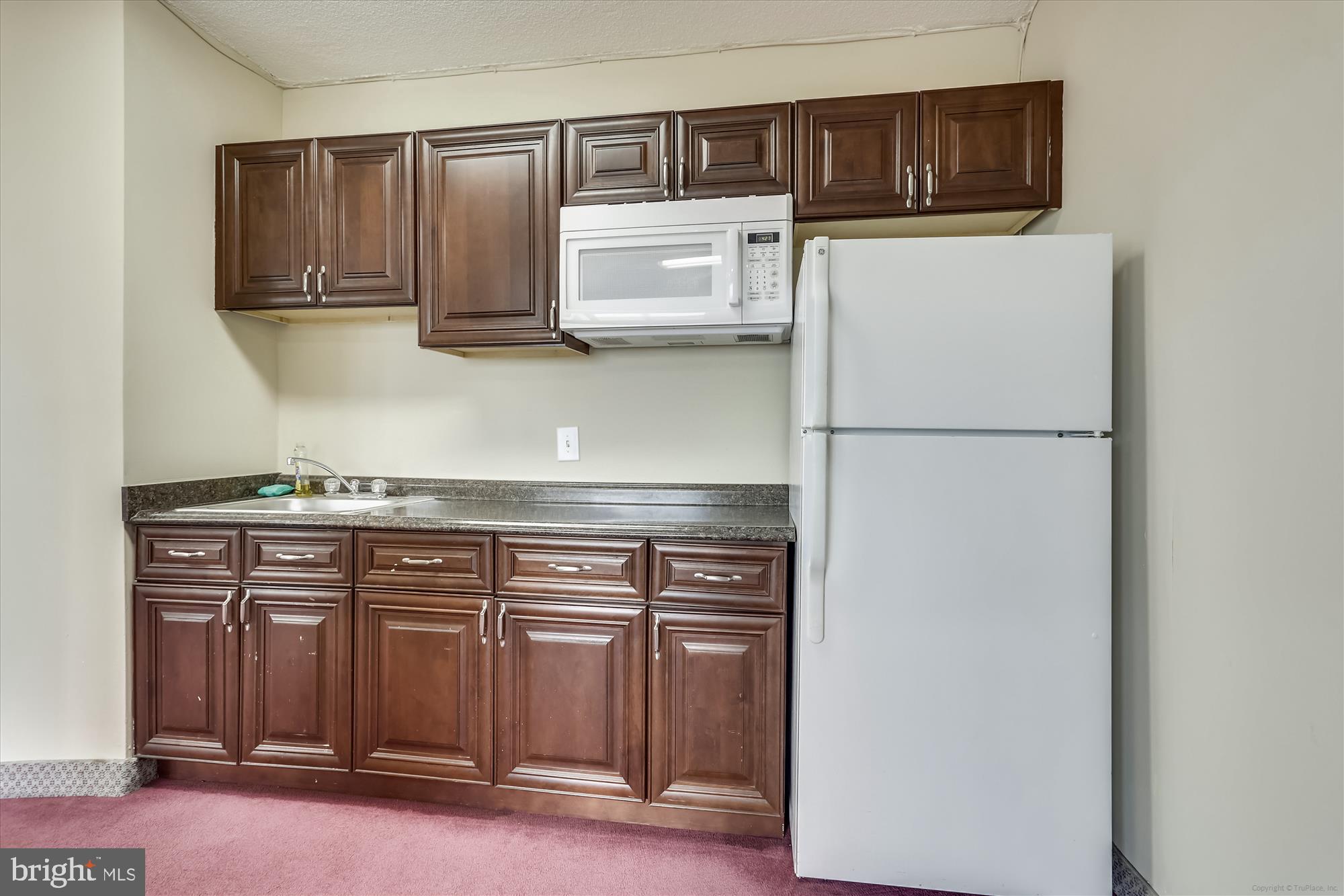 UNIVERSITY TOWERS CODM - Residential